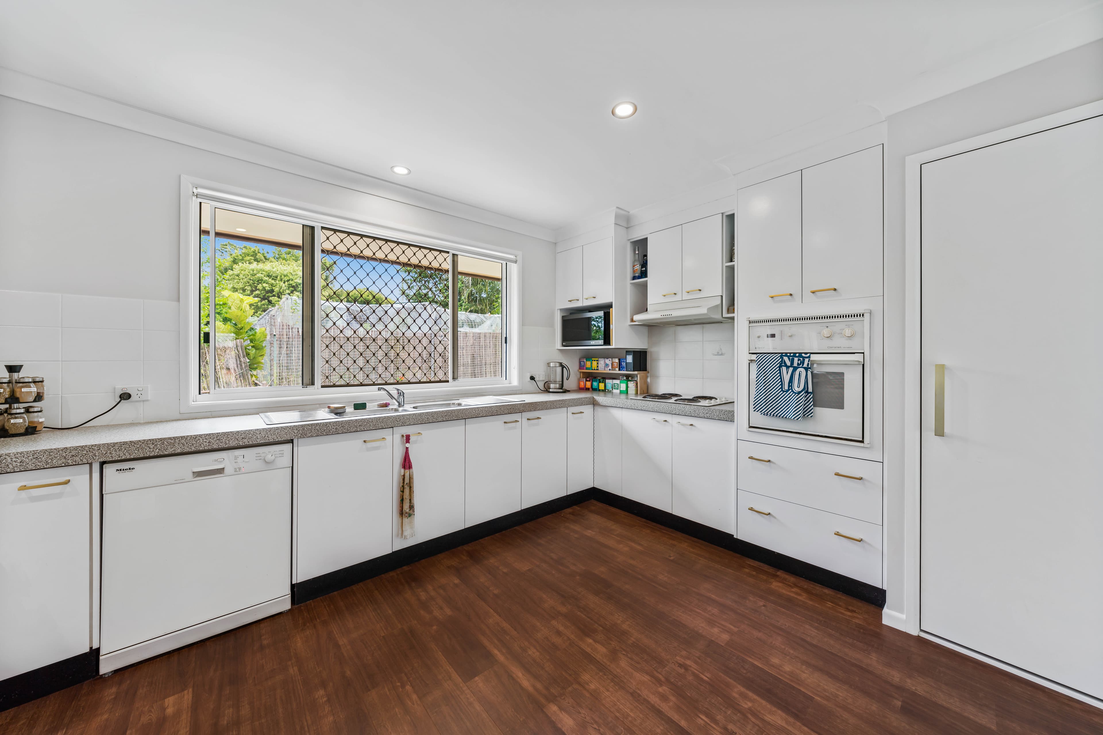 11 Ashley Court, Wellington Point, Wellington Point - Thumbnail 5