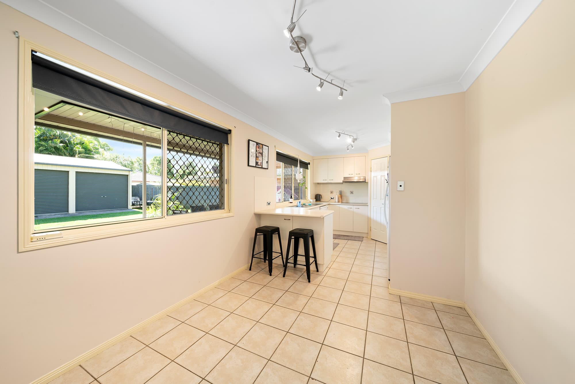 94 Starkey Street, Wellington Point, Wellington Point - Thumbnail 5