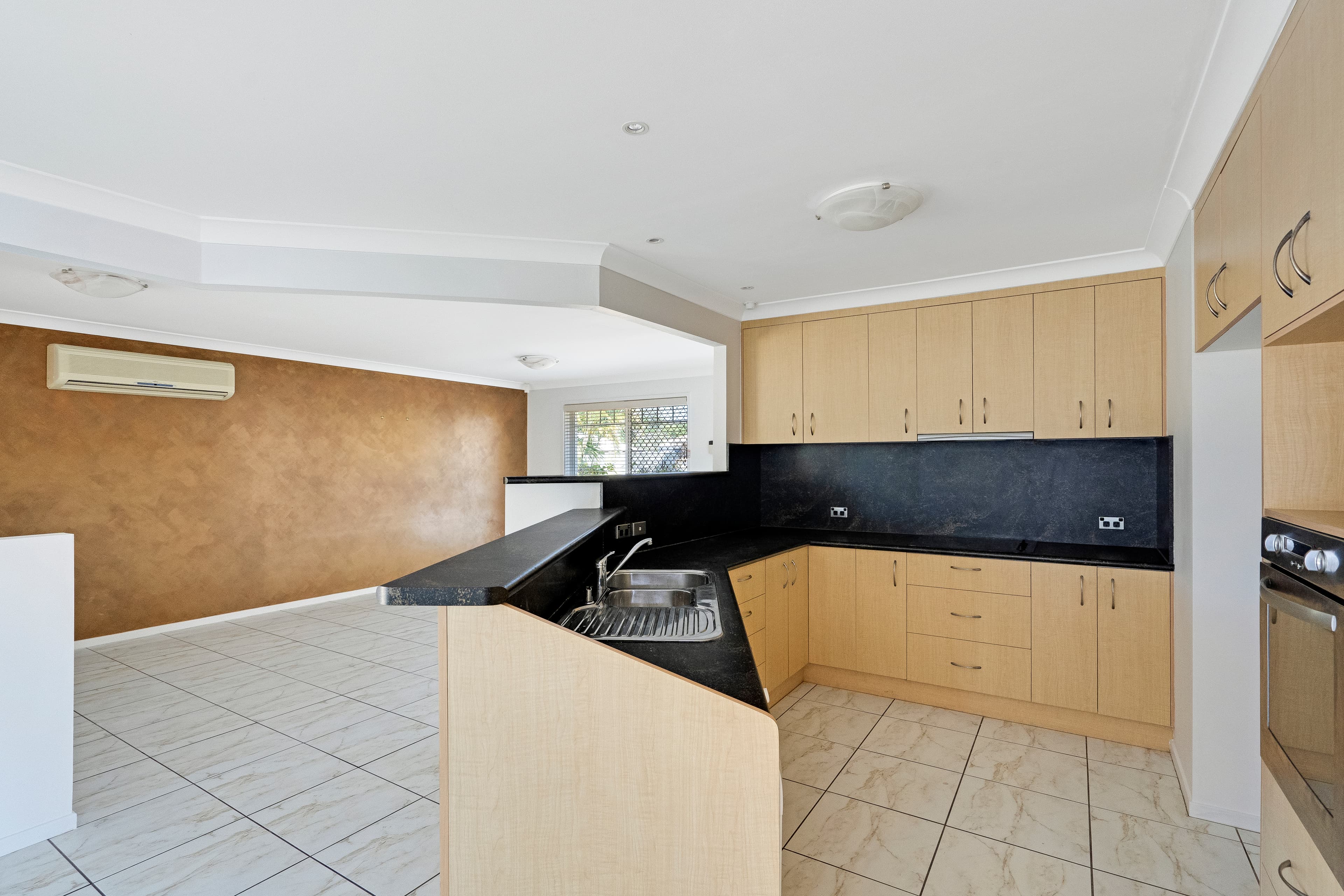 3 Folkestone Court, Wellington Point, Wellington Point - Thumbnail 4