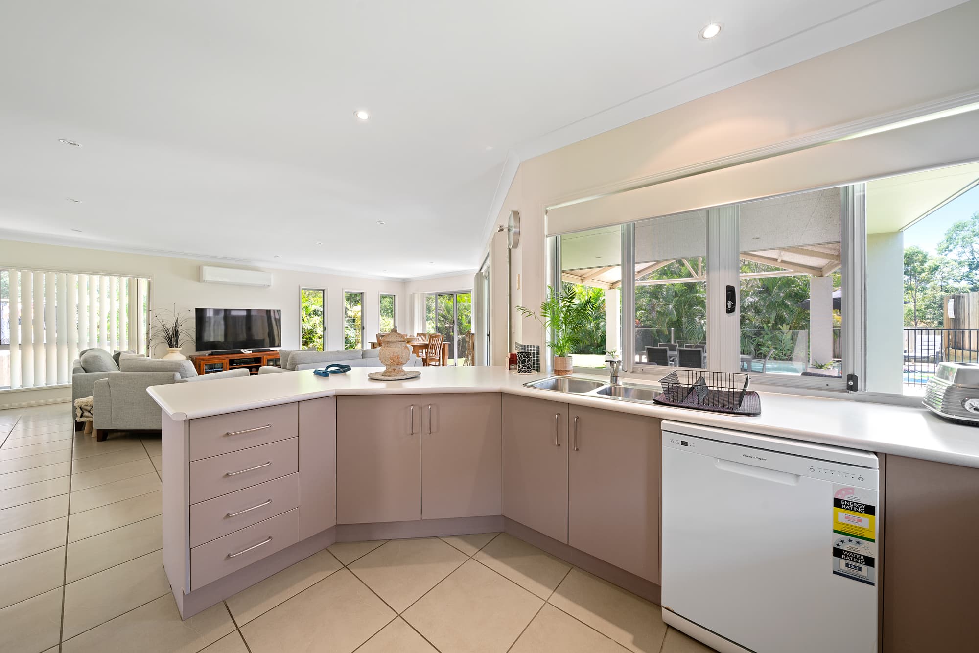 31 Schonrock Street, Wellington Point, Wellington Point - Thumbnail 6