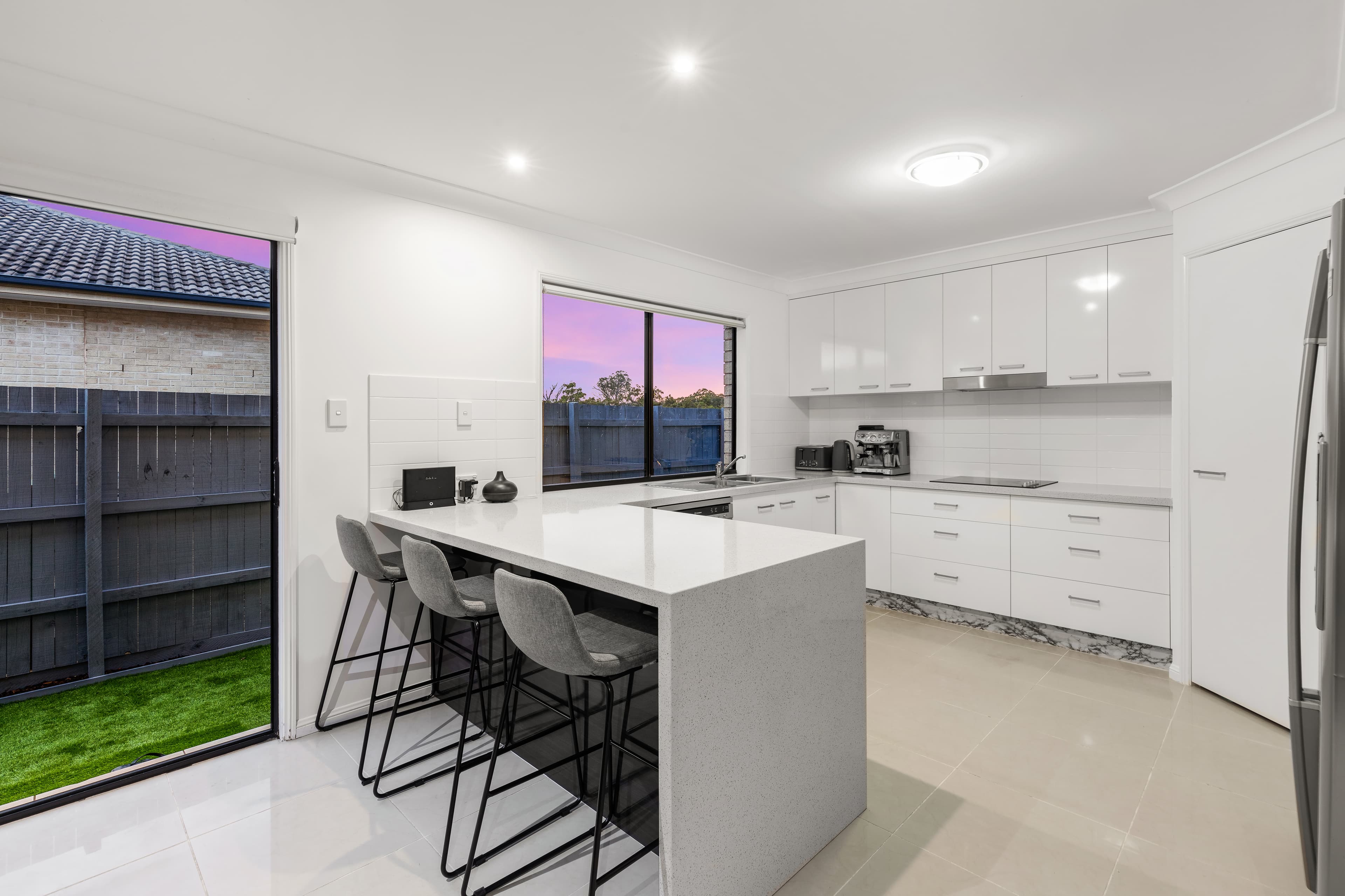 16 Coachwood Street, Redland Bay, Redland Bay - Thumbnail 4