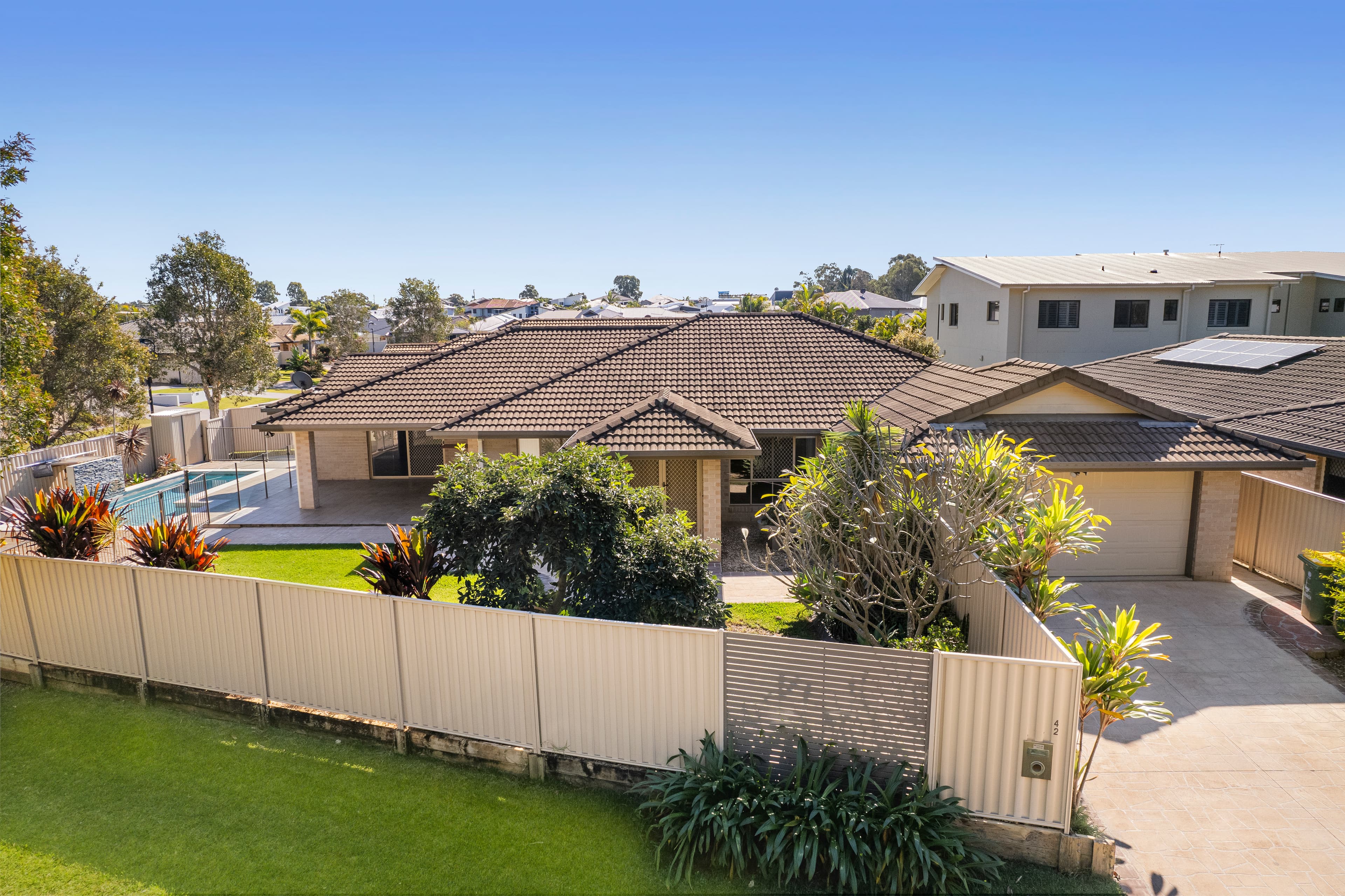42 Manning Esplanade, Thornlands, Thornlands - Thumbnail 2
