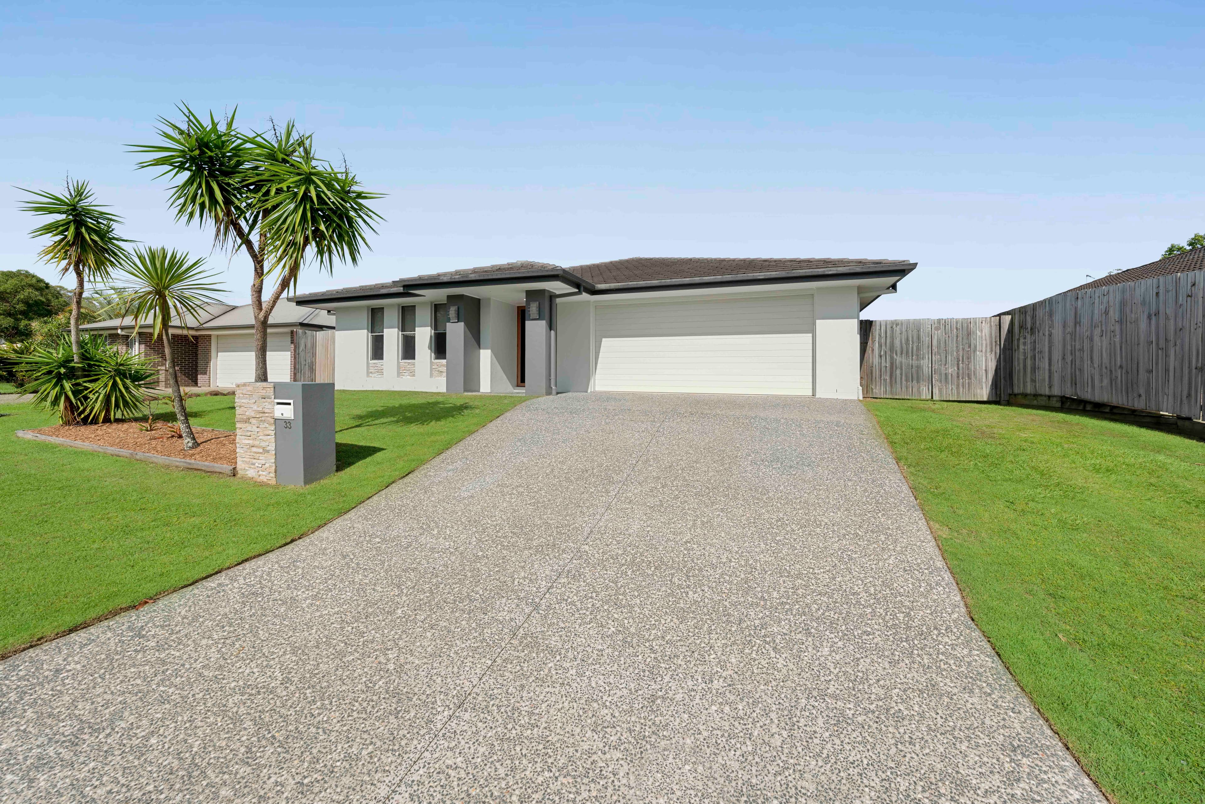 33 Whipbird Circuit, Victoria Point, Victoria Point - Thumbnail 2