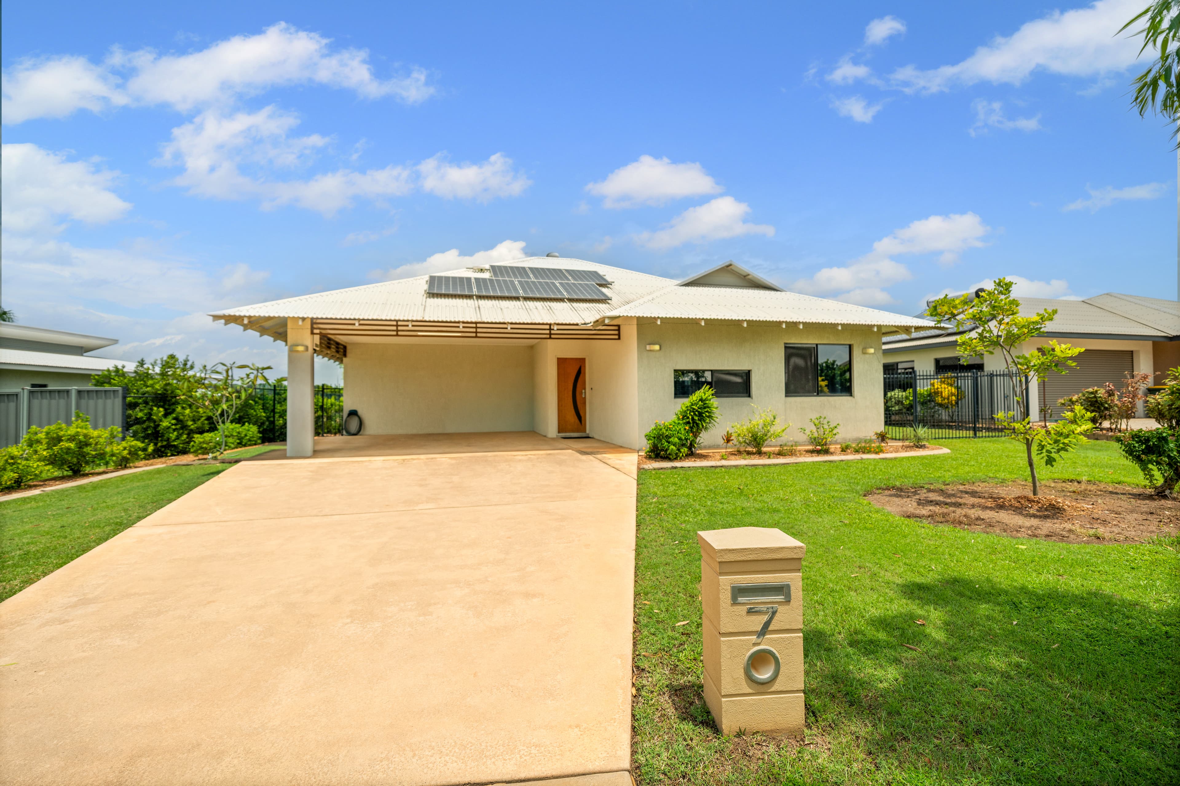 7 Knox Court, Zuccoli, Zuccoli - Image 1