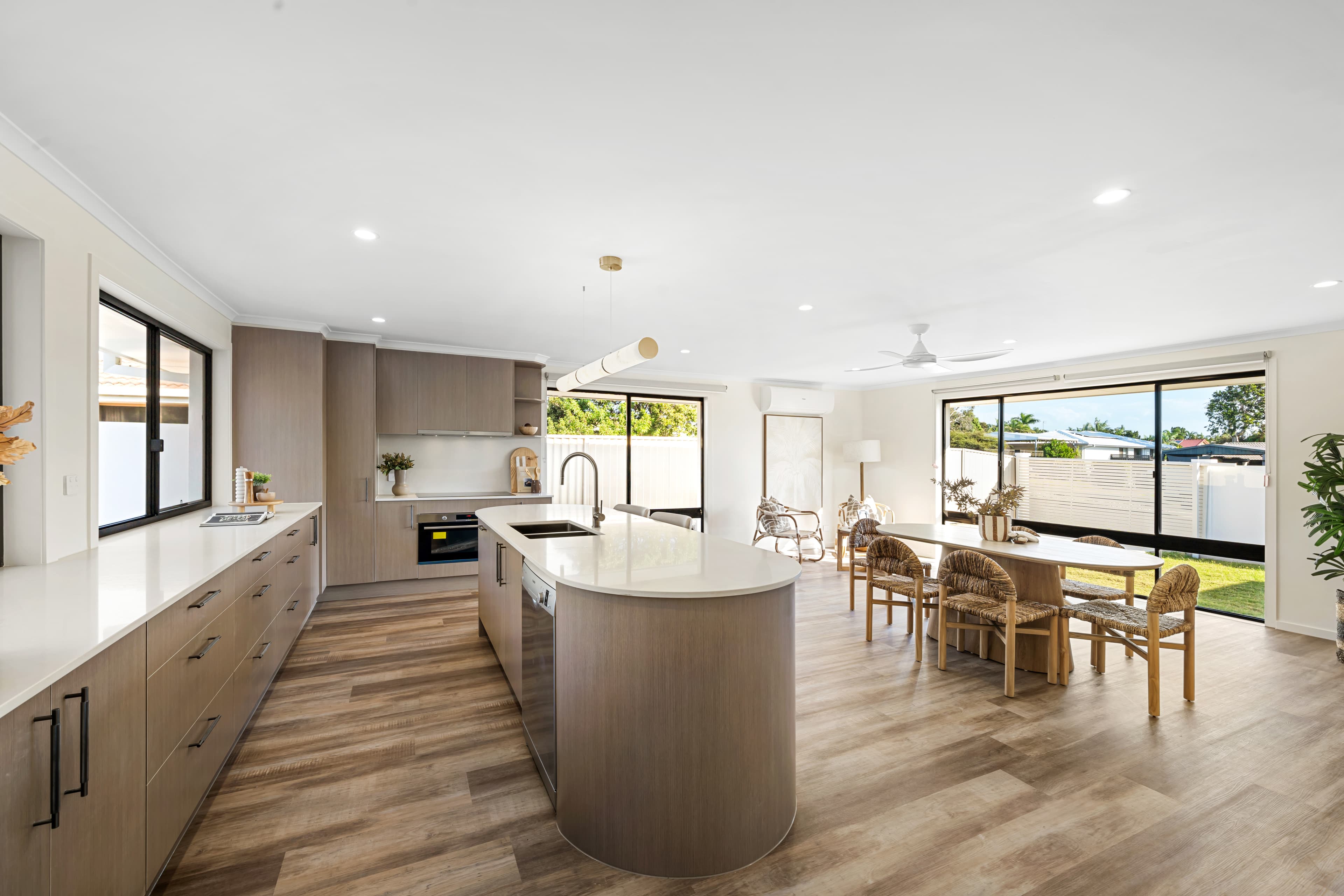 22 Ashburton Close, Arundel, Arundel - Thumbnail 4