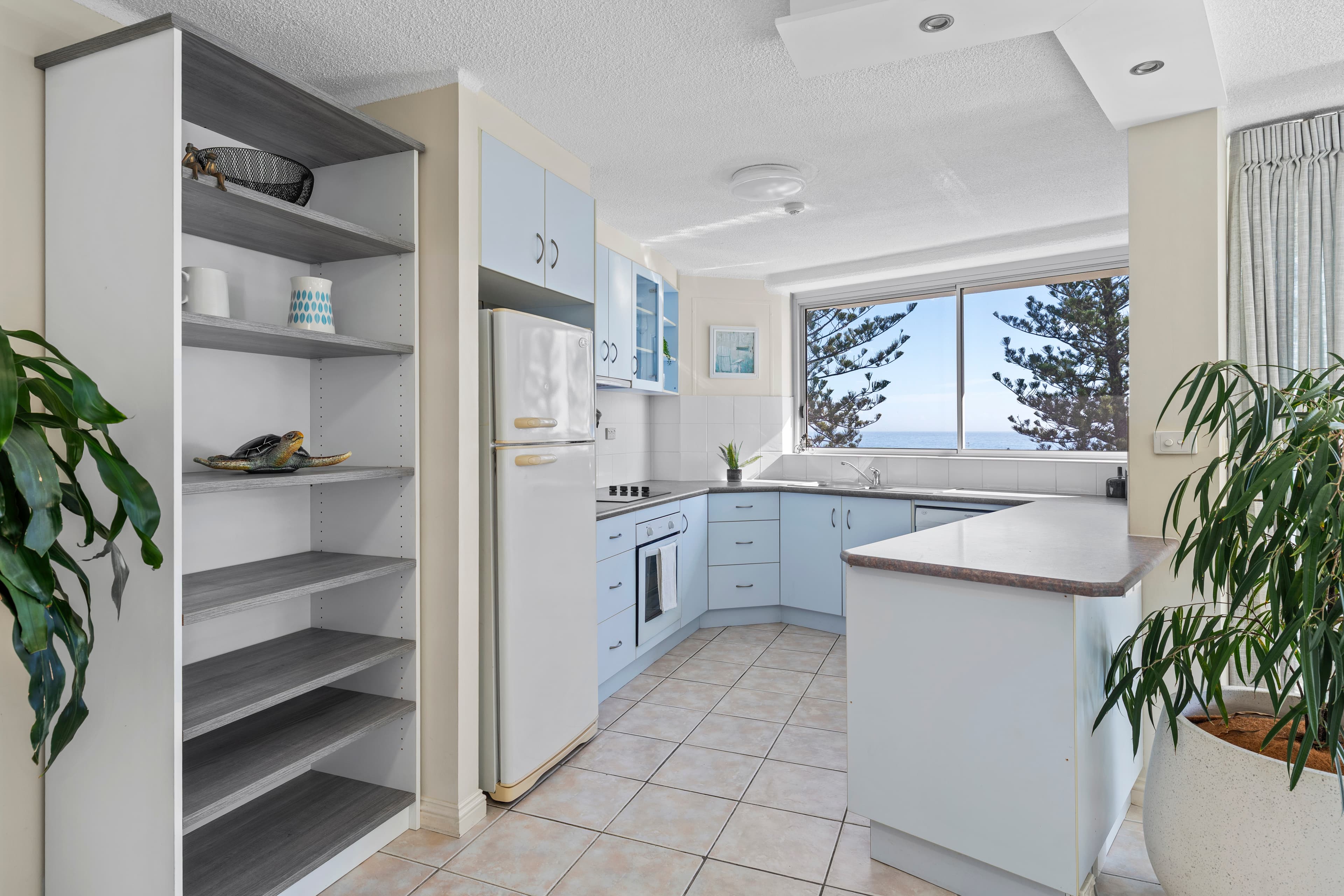 18/180 Marine Parade, Coolangatta, Coolangatta - Thumbnail 4
