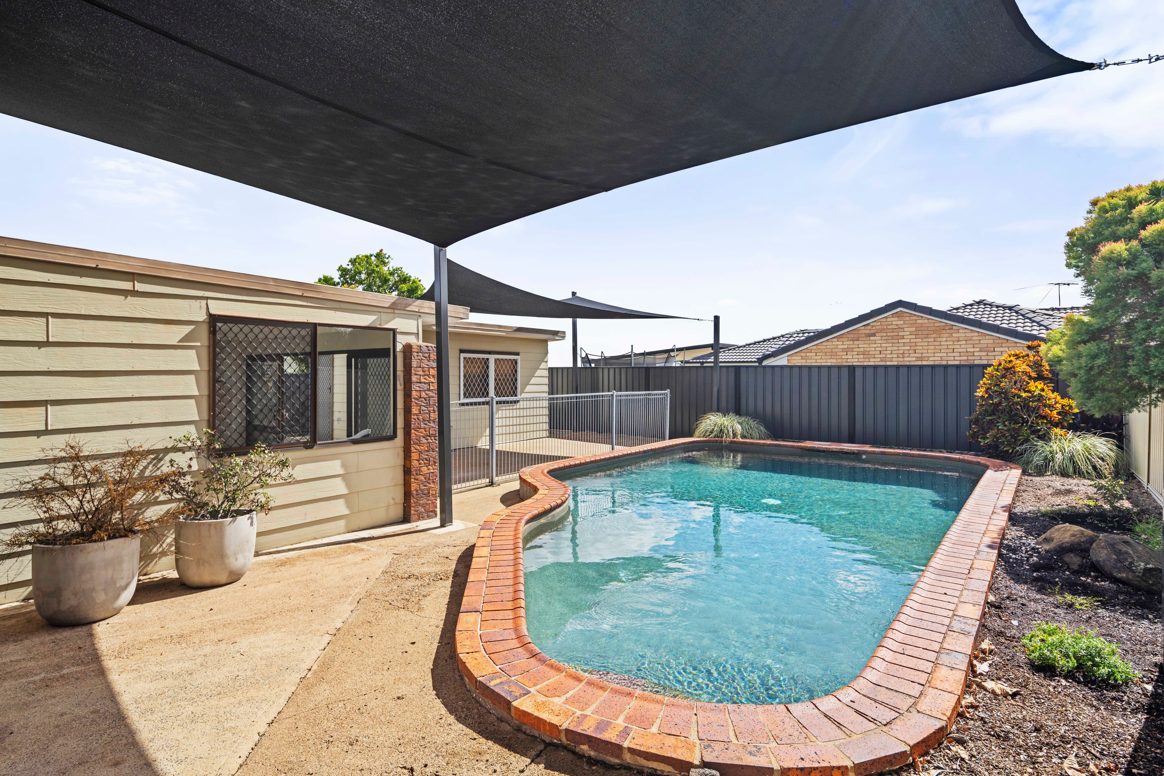 24 Hibiscus Street, Flinders View, Flinders View - Thumbnail 2