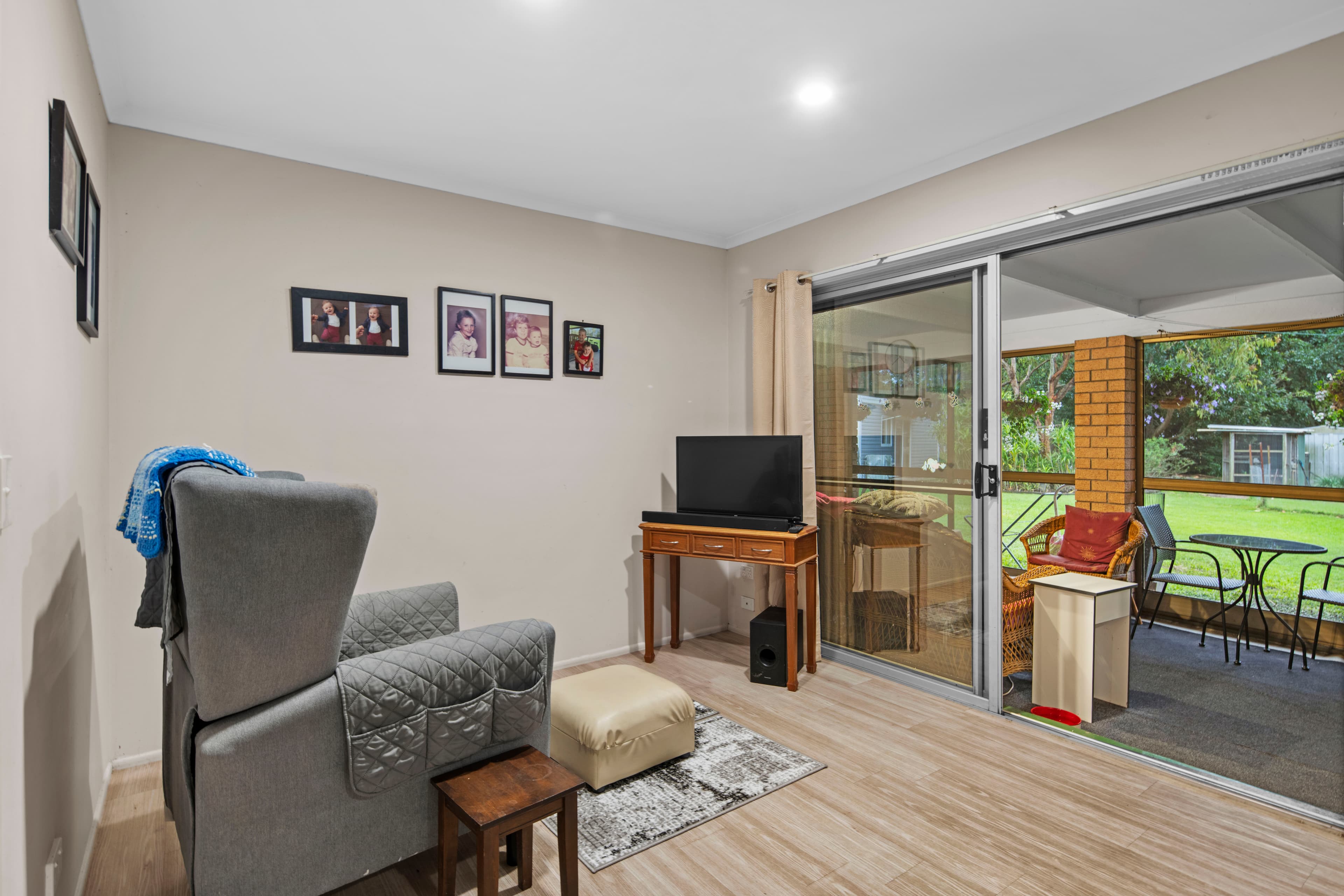 11-13 Ailsa Street, Redland Bay, Redland Bay - Thumbnail 8