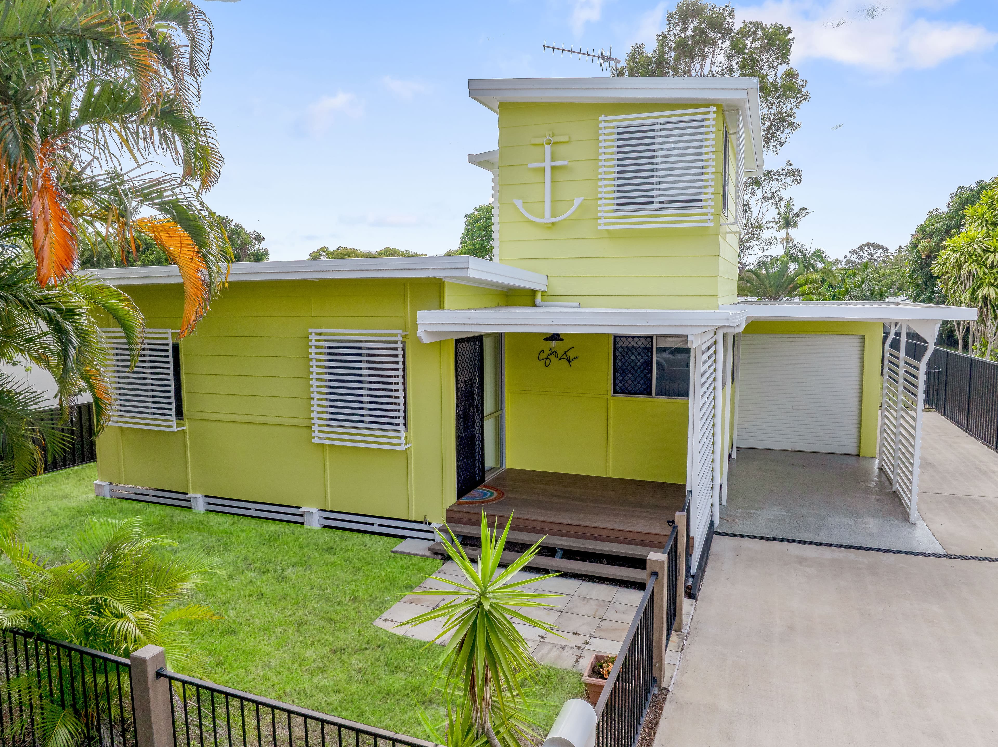 63 Gympie Road, Tin Can Bay, Tin Can Bay - Thumbnail 3