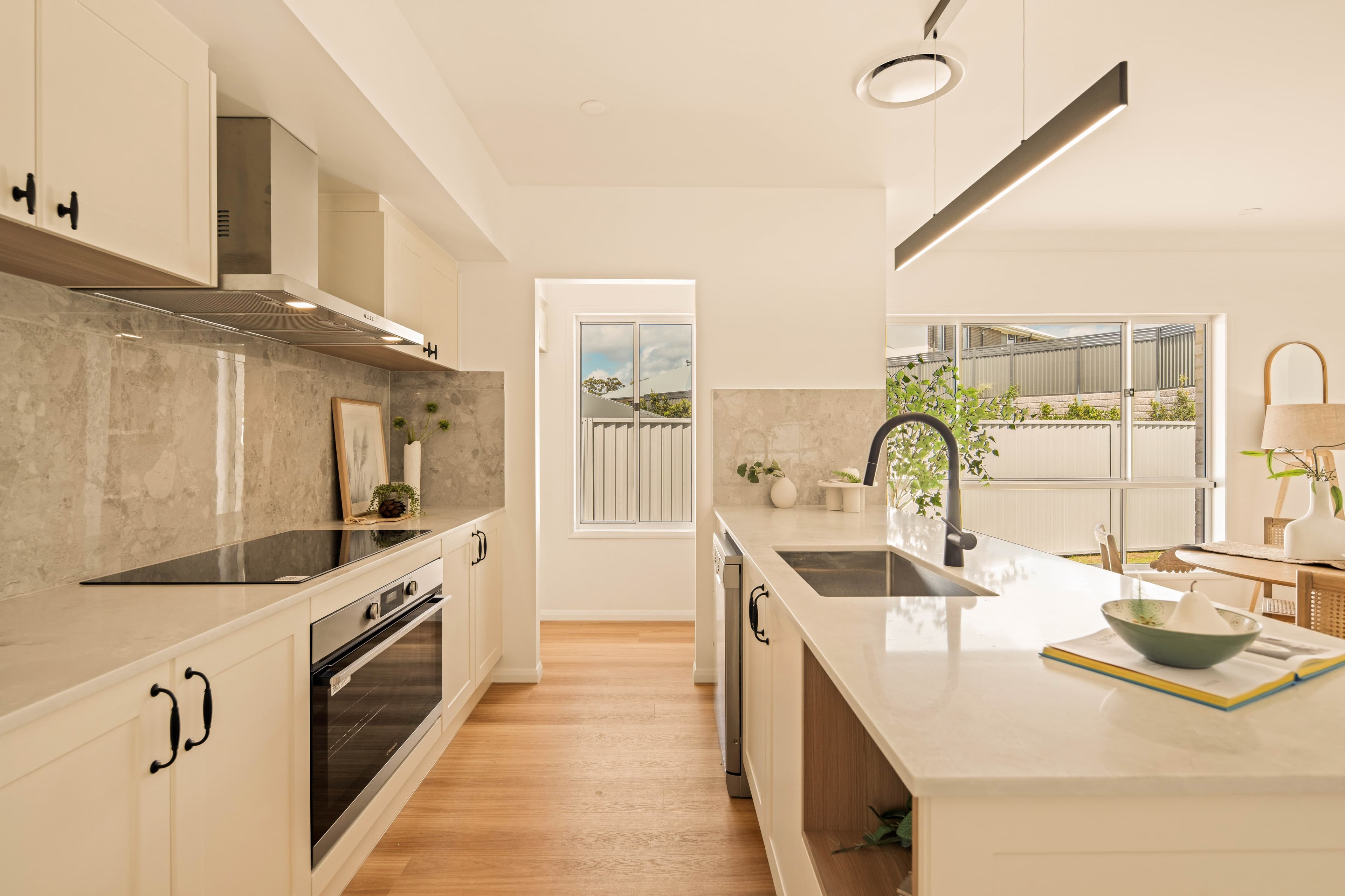 12 Love Street, Victoria Point, Victoria Point - Thumbnail 3