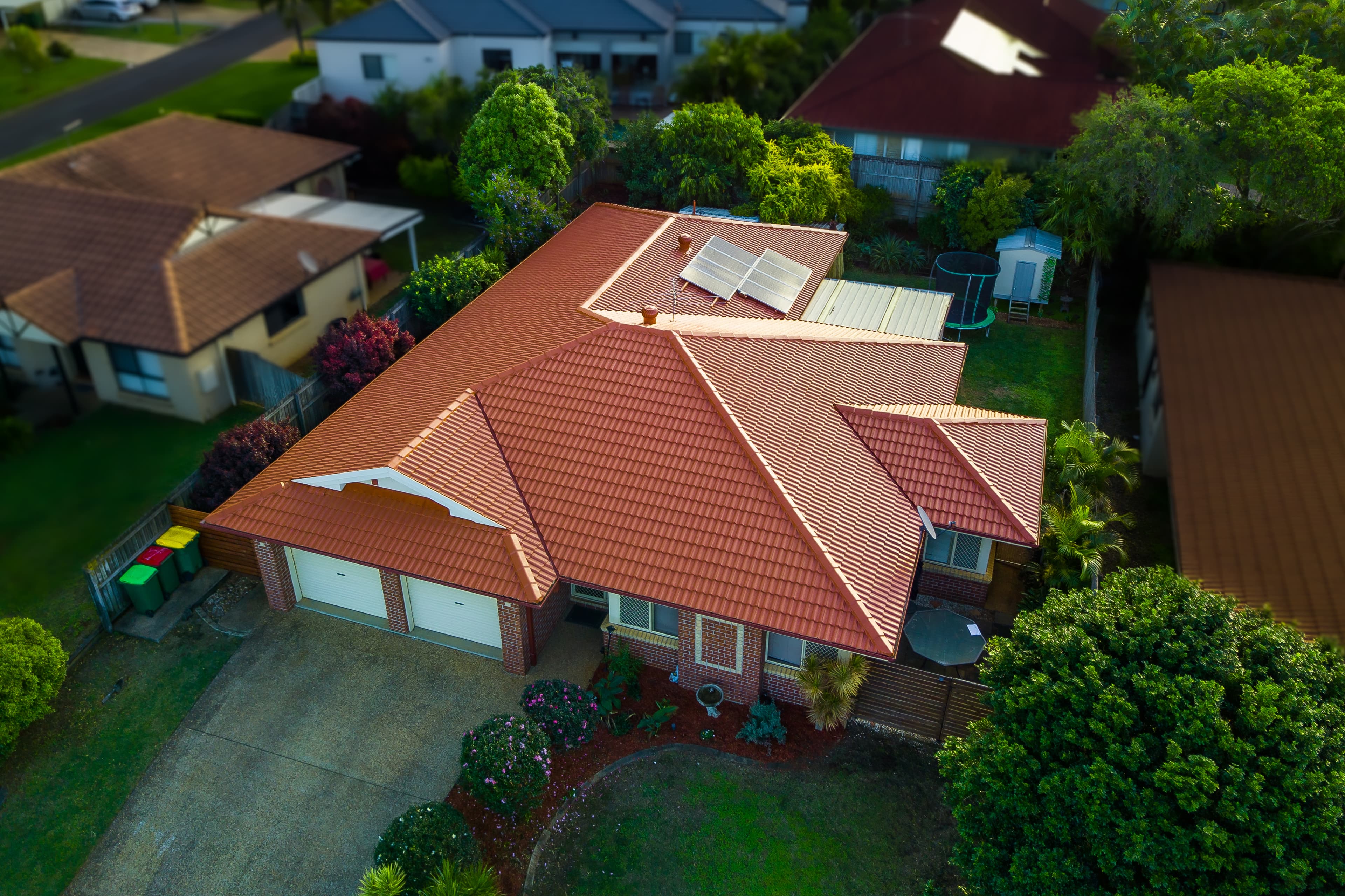 79 Carinyan Drive, Birkdale, Birkdale - Thumbnail 2