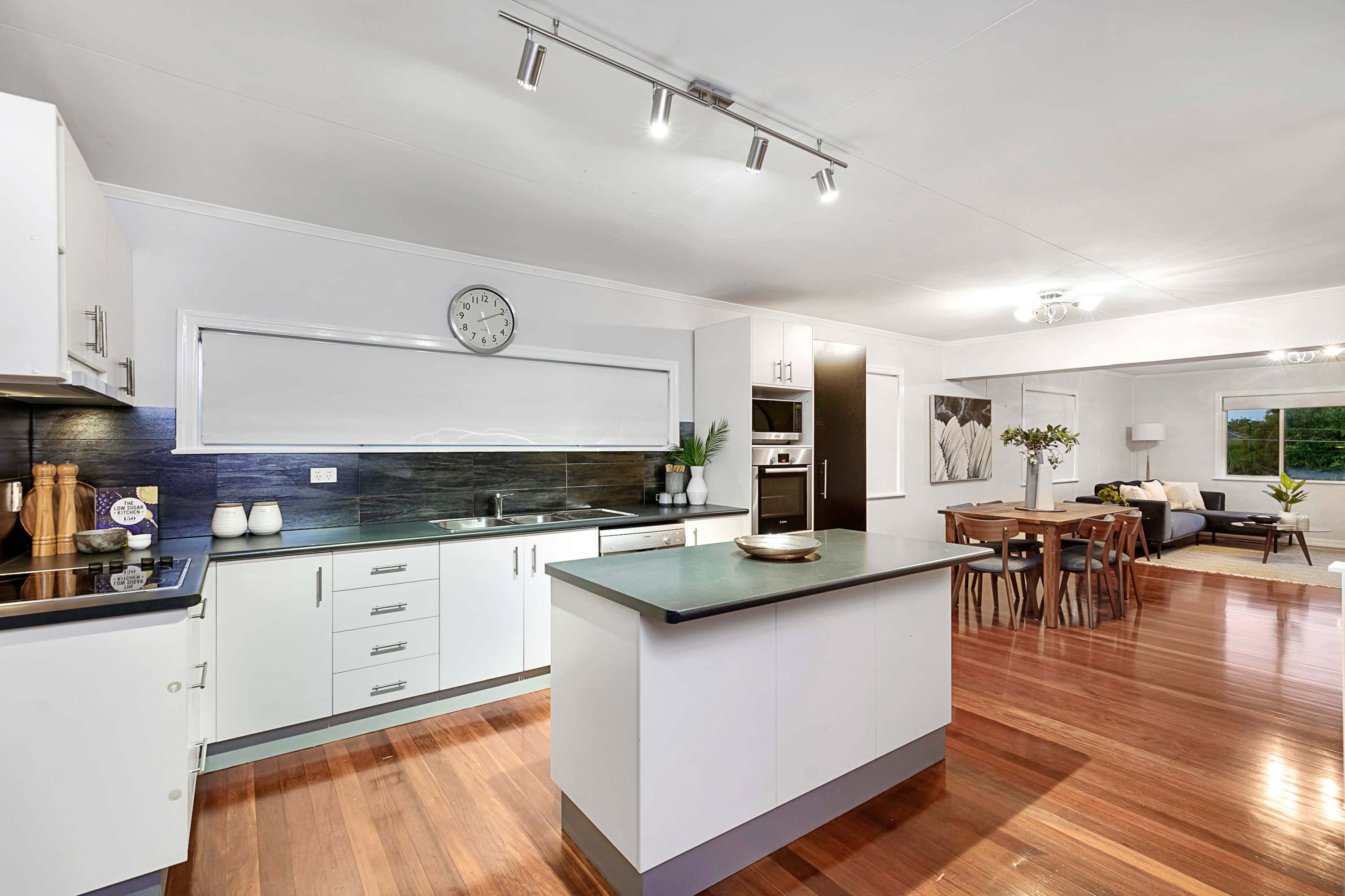 59 Greta Street, Manly West, Manly West - Thumbnail 3