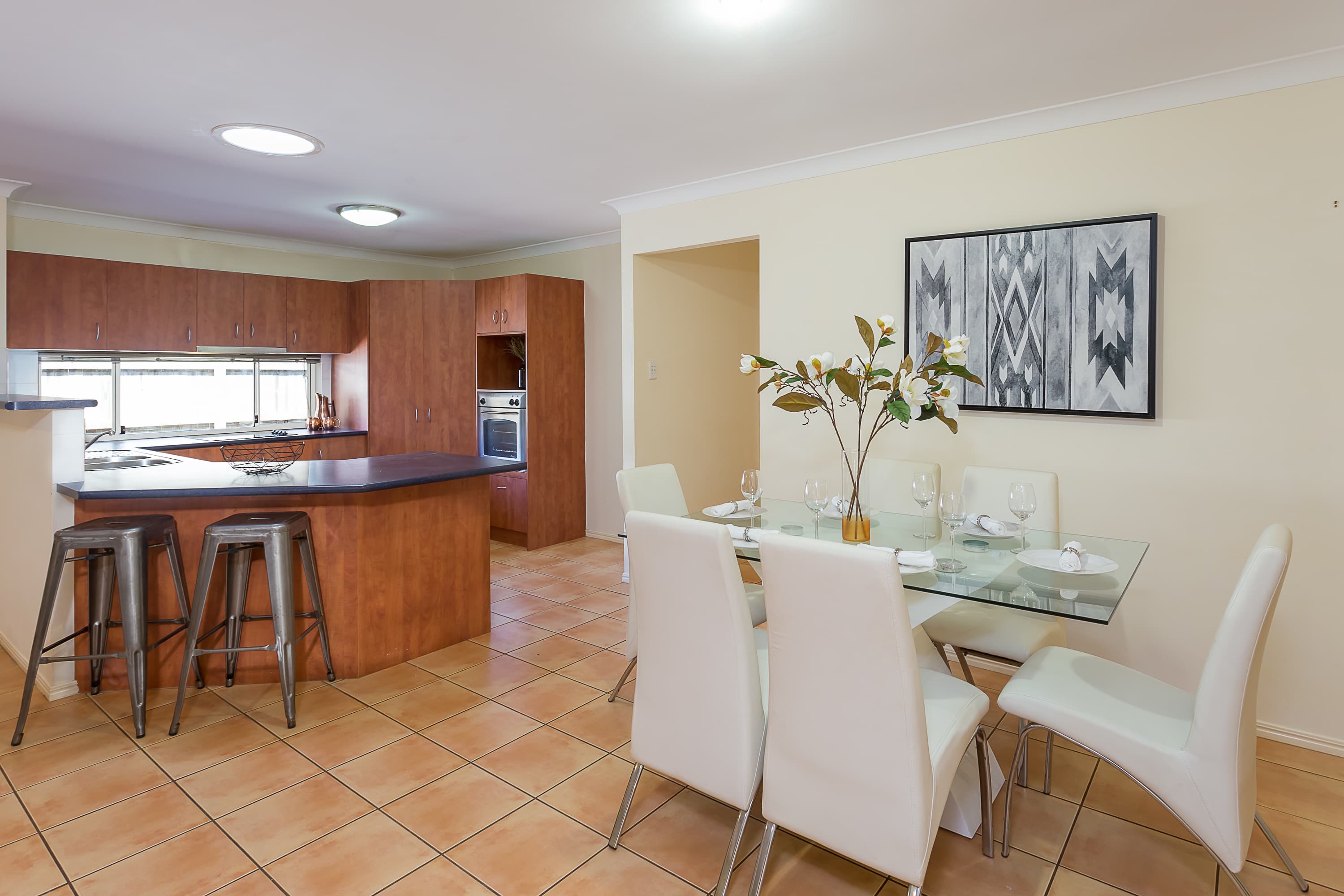 7 Baythorn Drive, Thornlands, Thornlands - Thumbnail 2