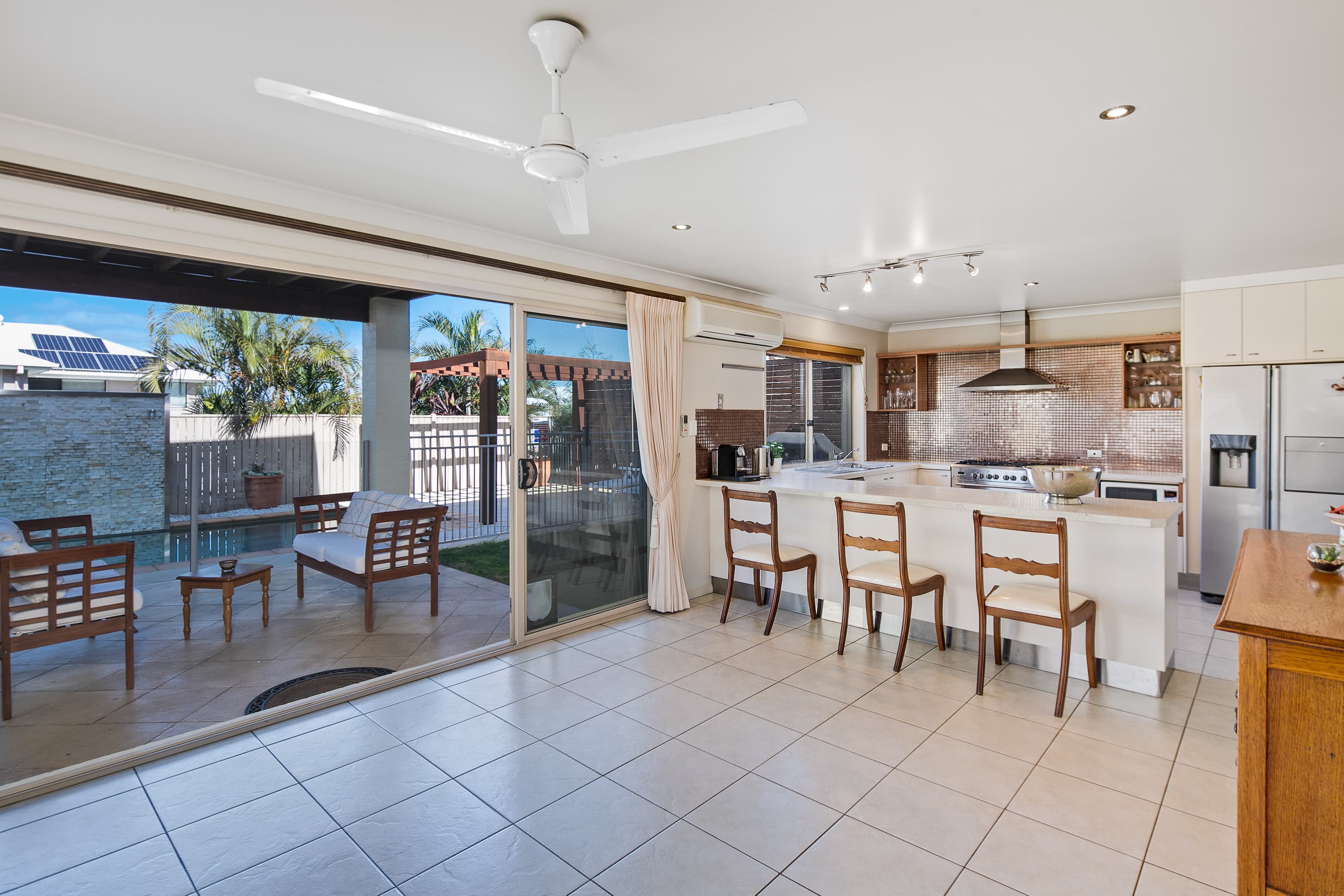 9 Seagrass Place, Redland Bay, Redland Bay - Thumbnail 3