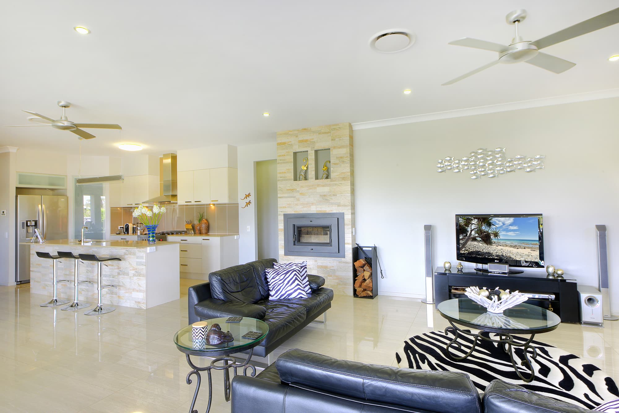 2 Beachwood Place, Peregian Springs, Peregian Springs - Thumbnail 3