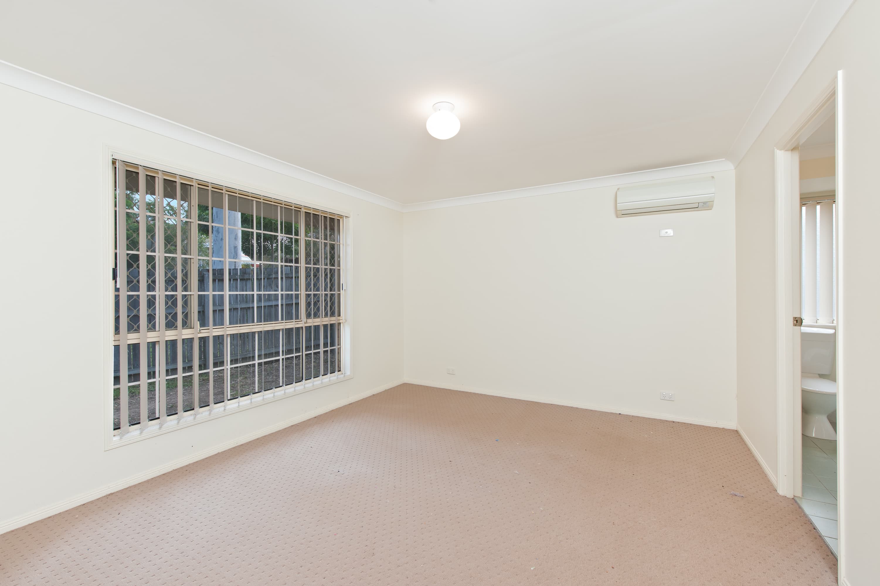 13 Folkestone Court, Wellington Point, Wellington Point - Thumbnail 5