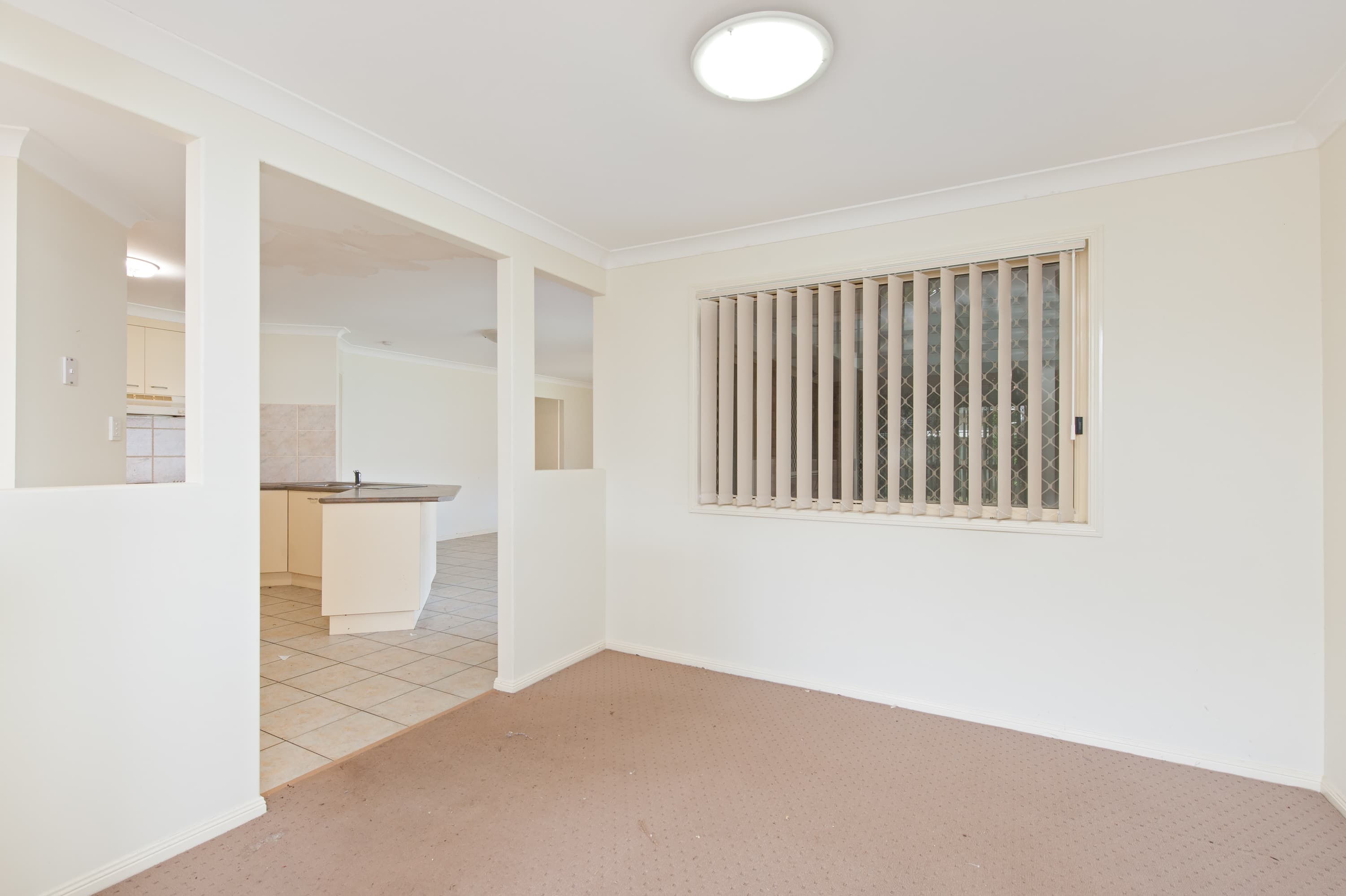 13 Folkestone Court, Wellington Point, Wellington Point - Thumbnail 2