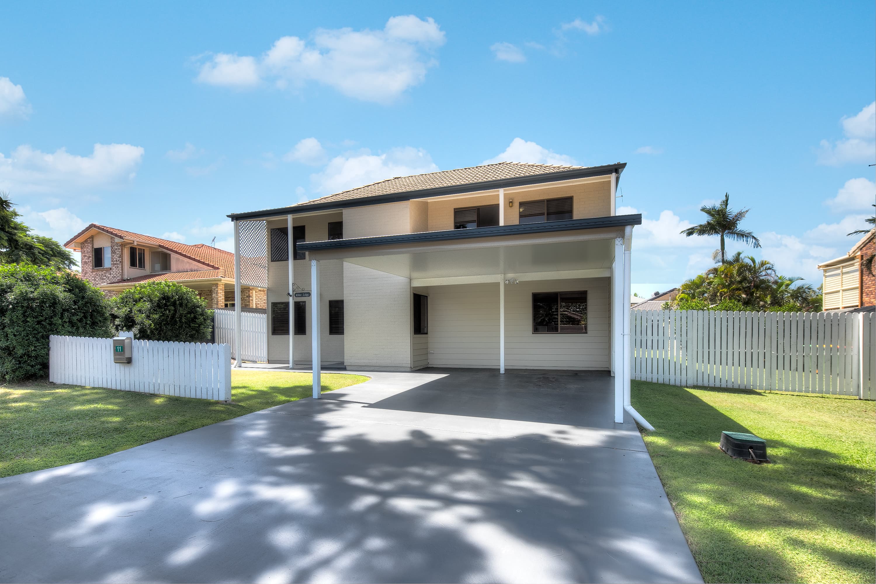 11 Waterford Crescent, Ormiston, Ormiston - Thumbnail 2