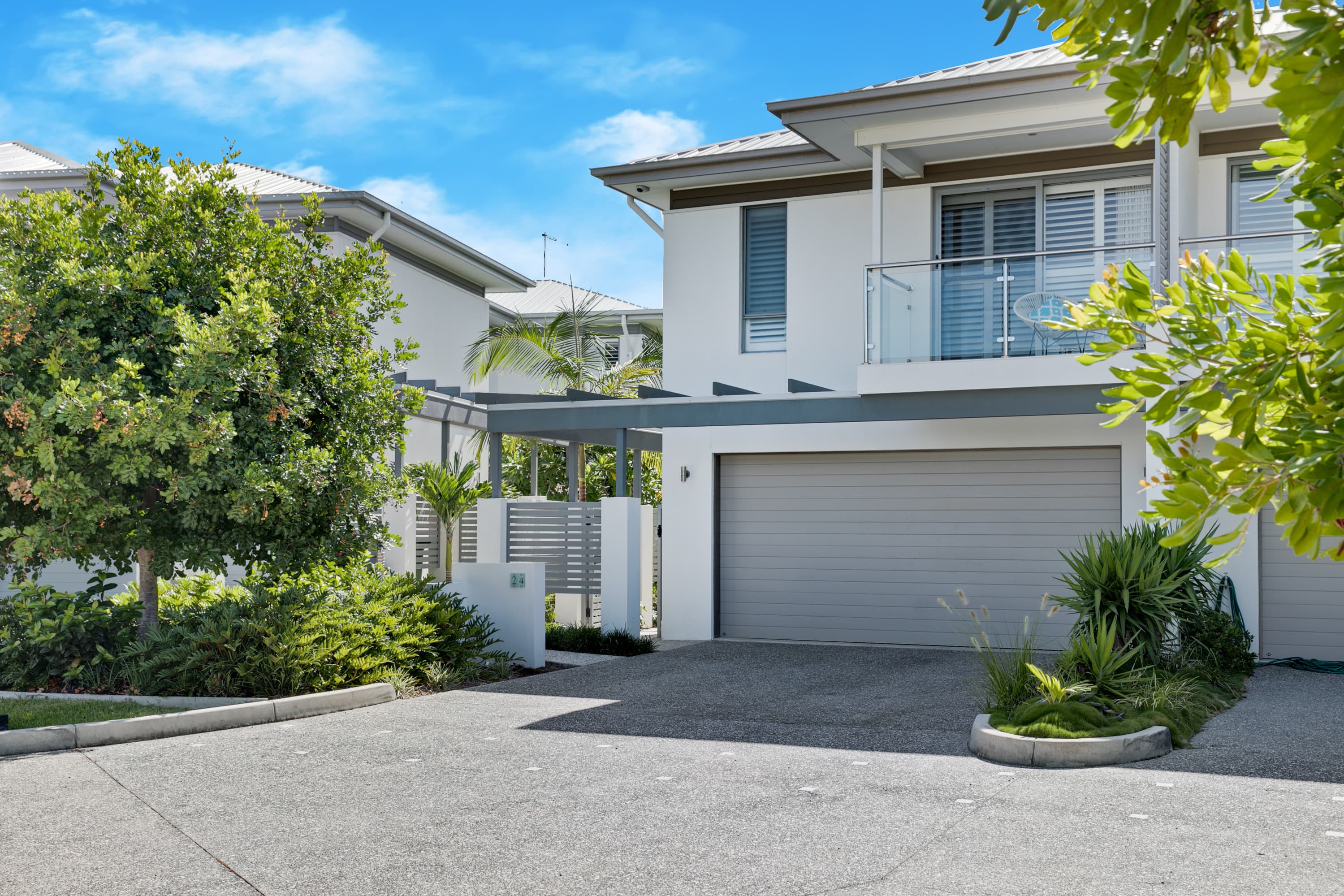 24/92 Sturgeon Street, Ormiston, Ormiston - Image 1