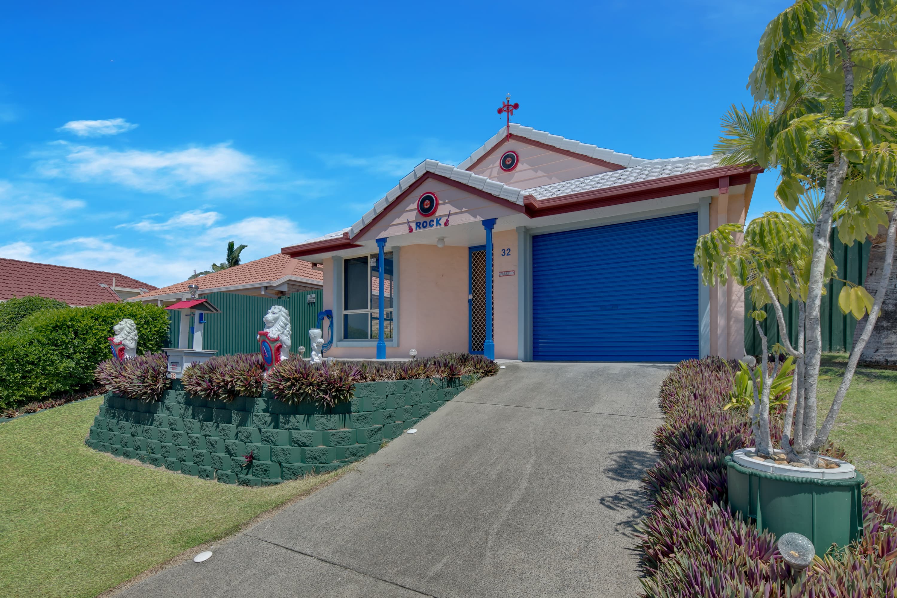 32 Lindeman Place, Tingalpa, Tingalpa - Image 1