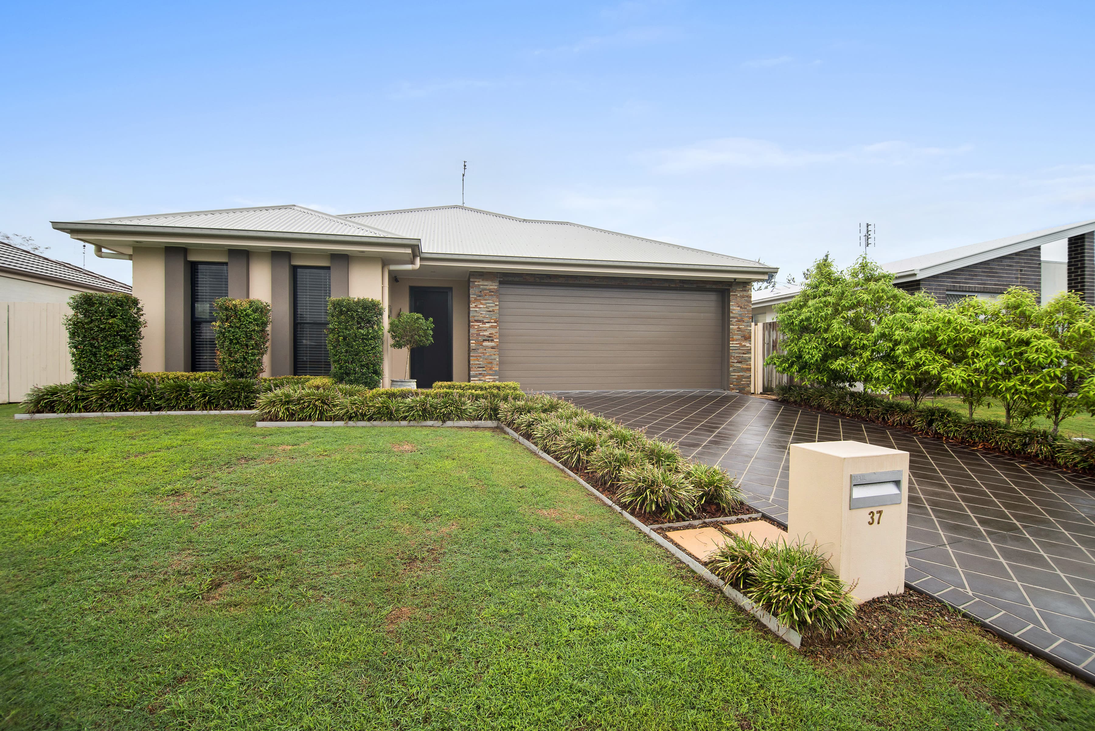 37 Gainsborough Crescent, Peregian Springs, Peregian Springs - Image 1