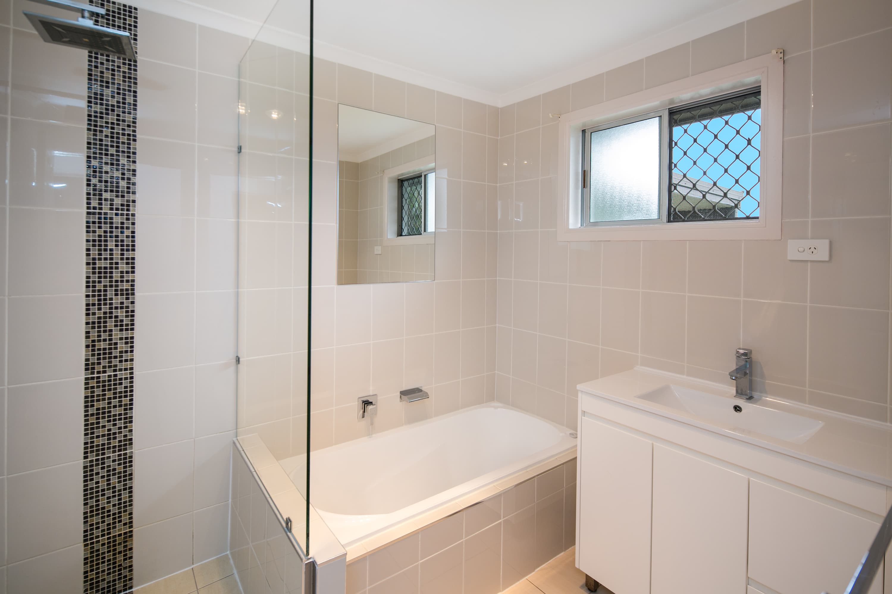 5 Heron Court, Birkdale, Birkdale - Thumbnail 8