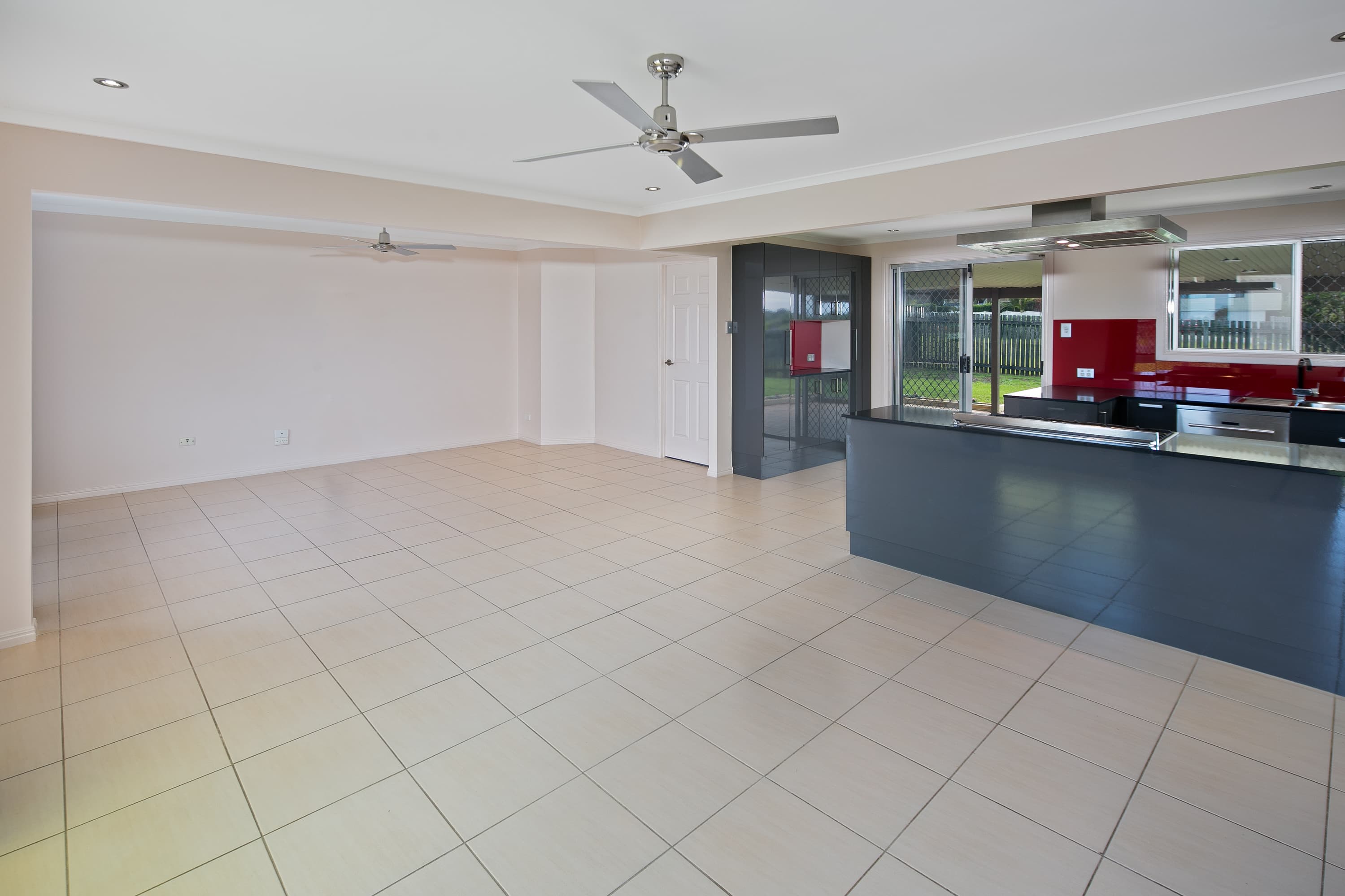 5 Heron Court, Birkdale, Birkdale - Thumbnail 6
