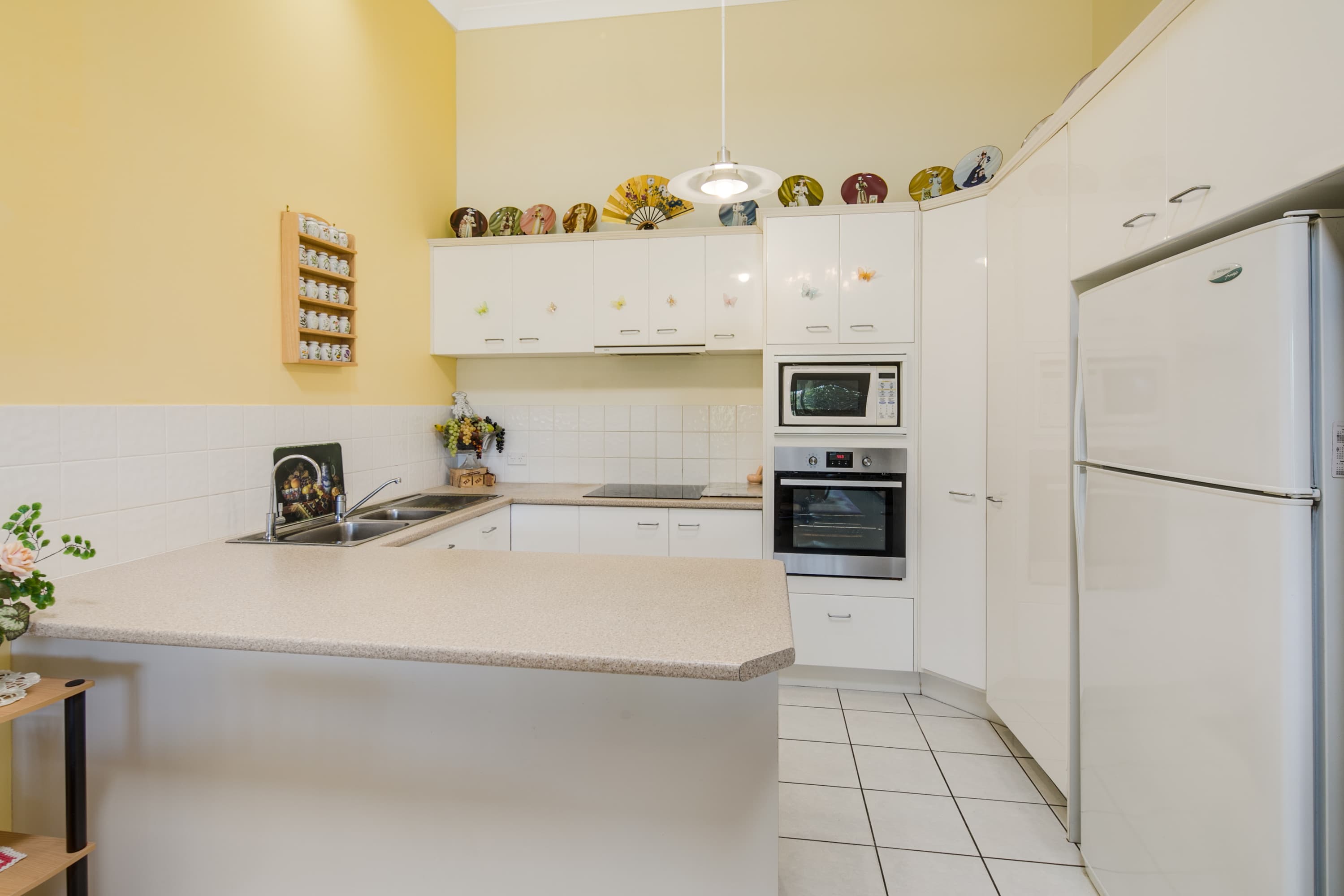 5/14-22 Mary Pleasant Drive, Birkdale, Birkdale - Thumbnail 4