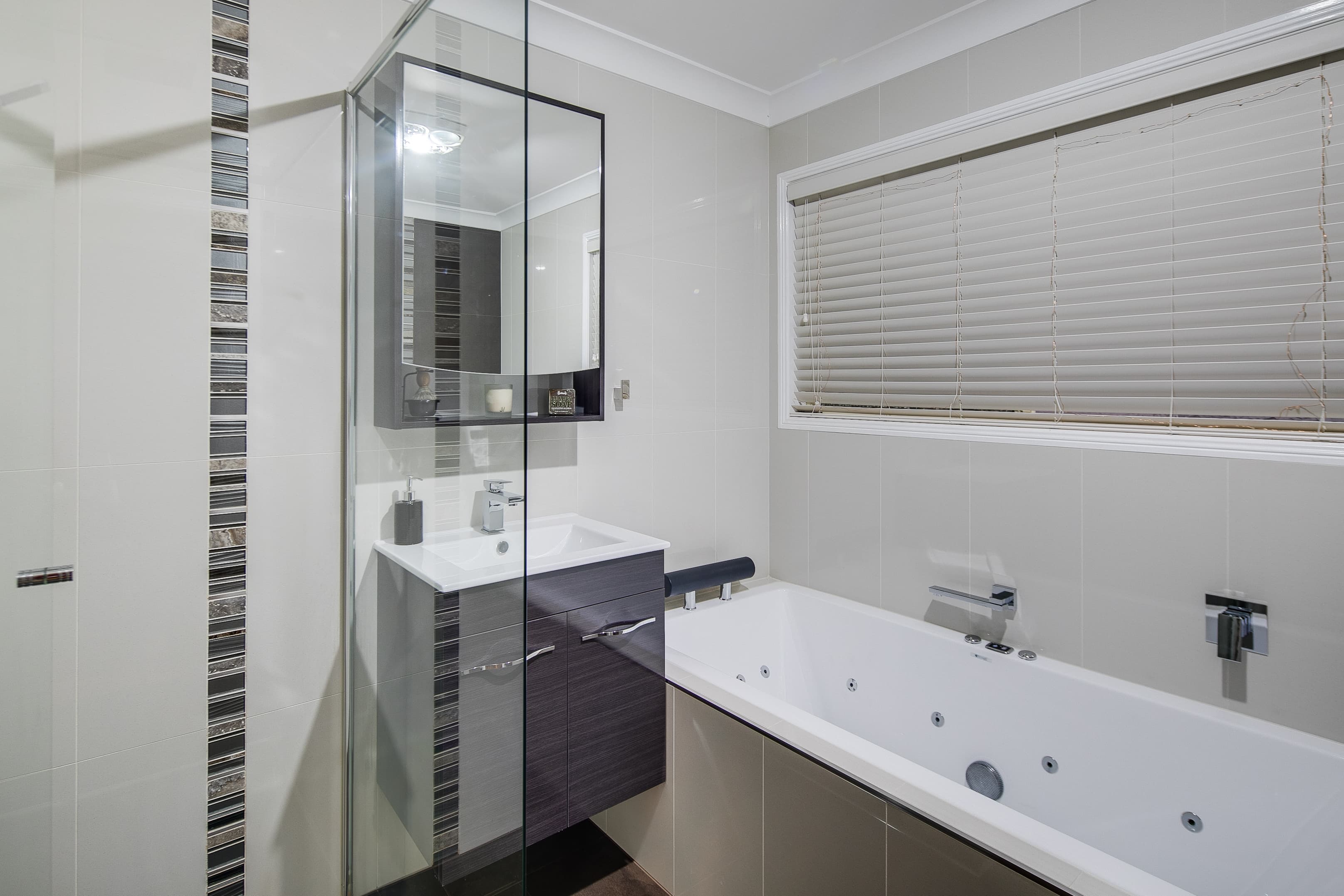 5 Armagh Street, Ormiston, Ormiston - Thumbnail 8
