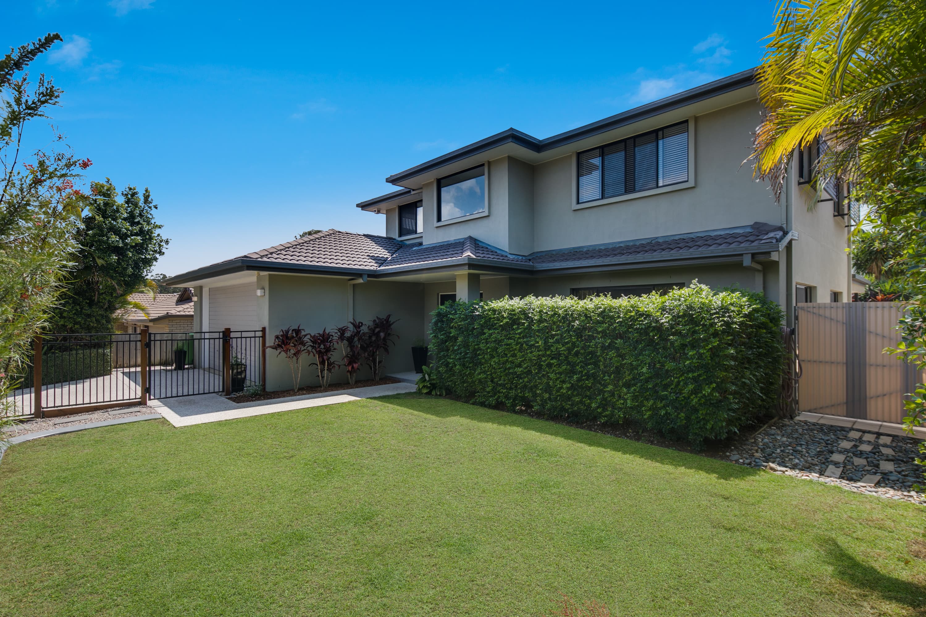 7 Elaine Place, Birkdale, Birkdale - Image 1