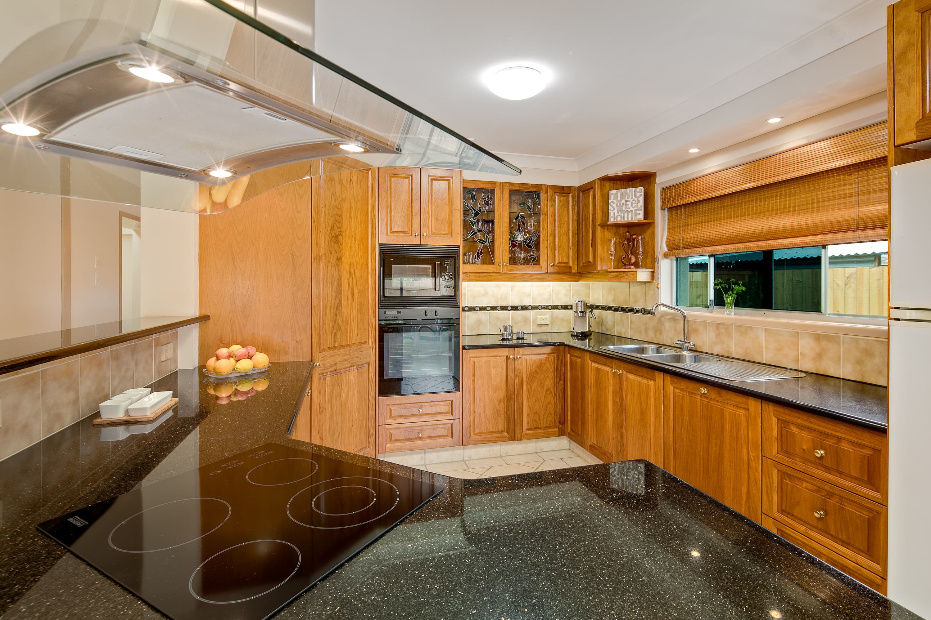 37 Stradbroke Street, Redland Bay, Redland Bay - Thumbnail 5