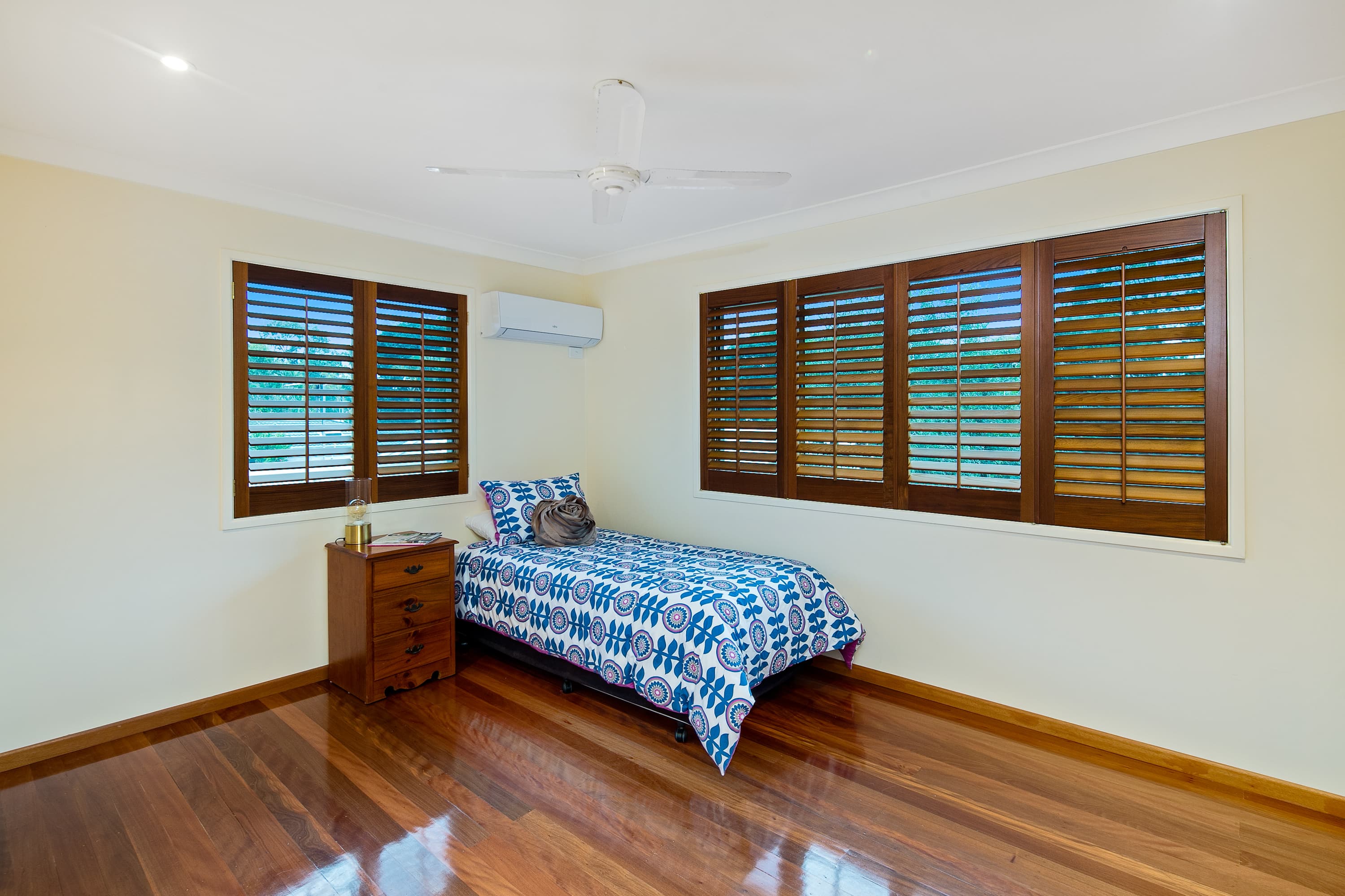 37 Stradbroke Street, Redland Bay, Redland Bay - Thumbnail 8