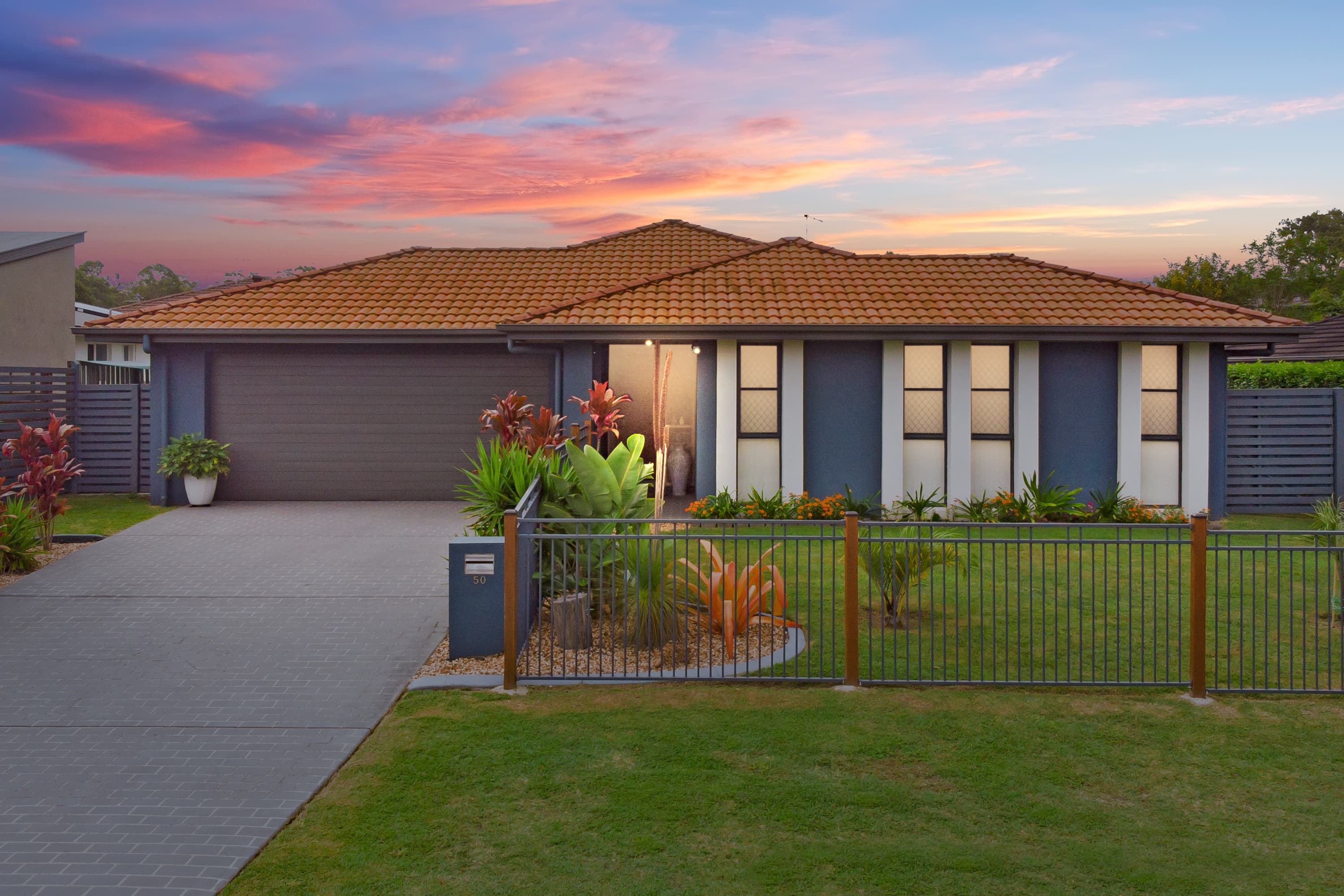 50 Azure Avenue, Redland Bay, Redland Bay - Thumbnail 2
