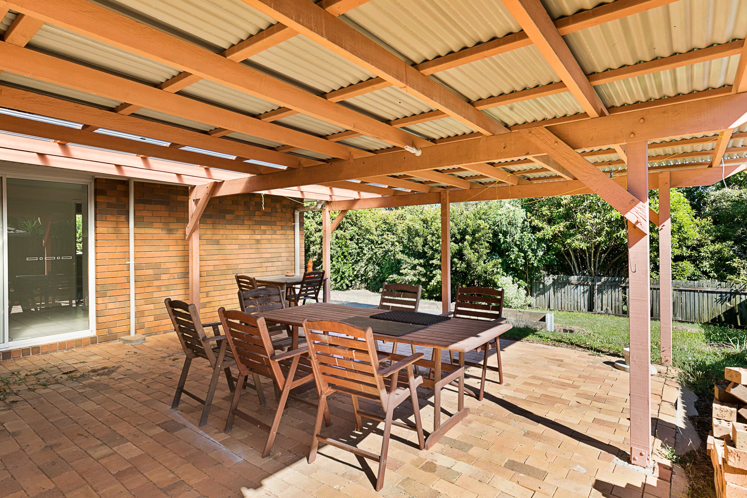 112 Sunshine Drive, Cleveland, Cleveland - Thumbnail 4