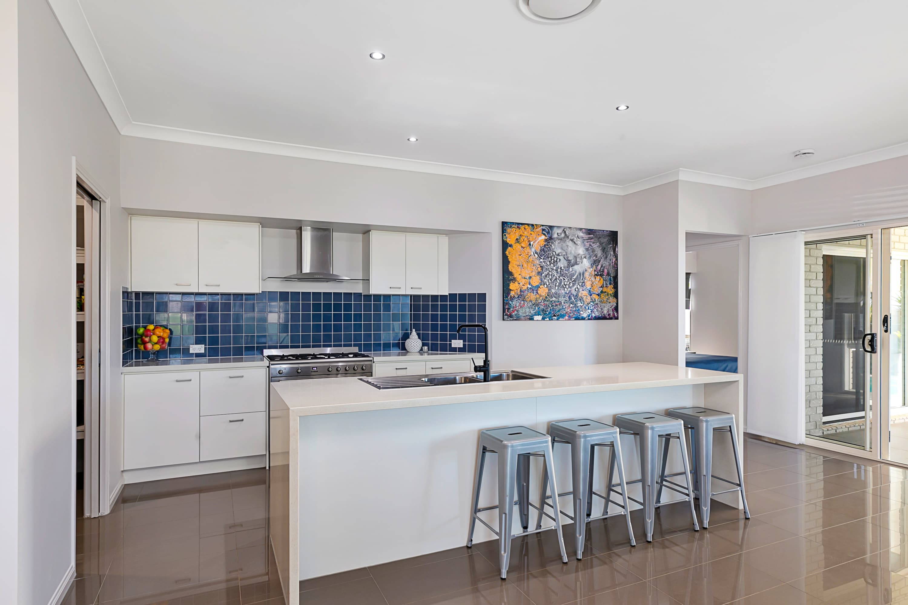 10 Magnetic Place, Redland Bay, Redland Bay - Thumbnail 5