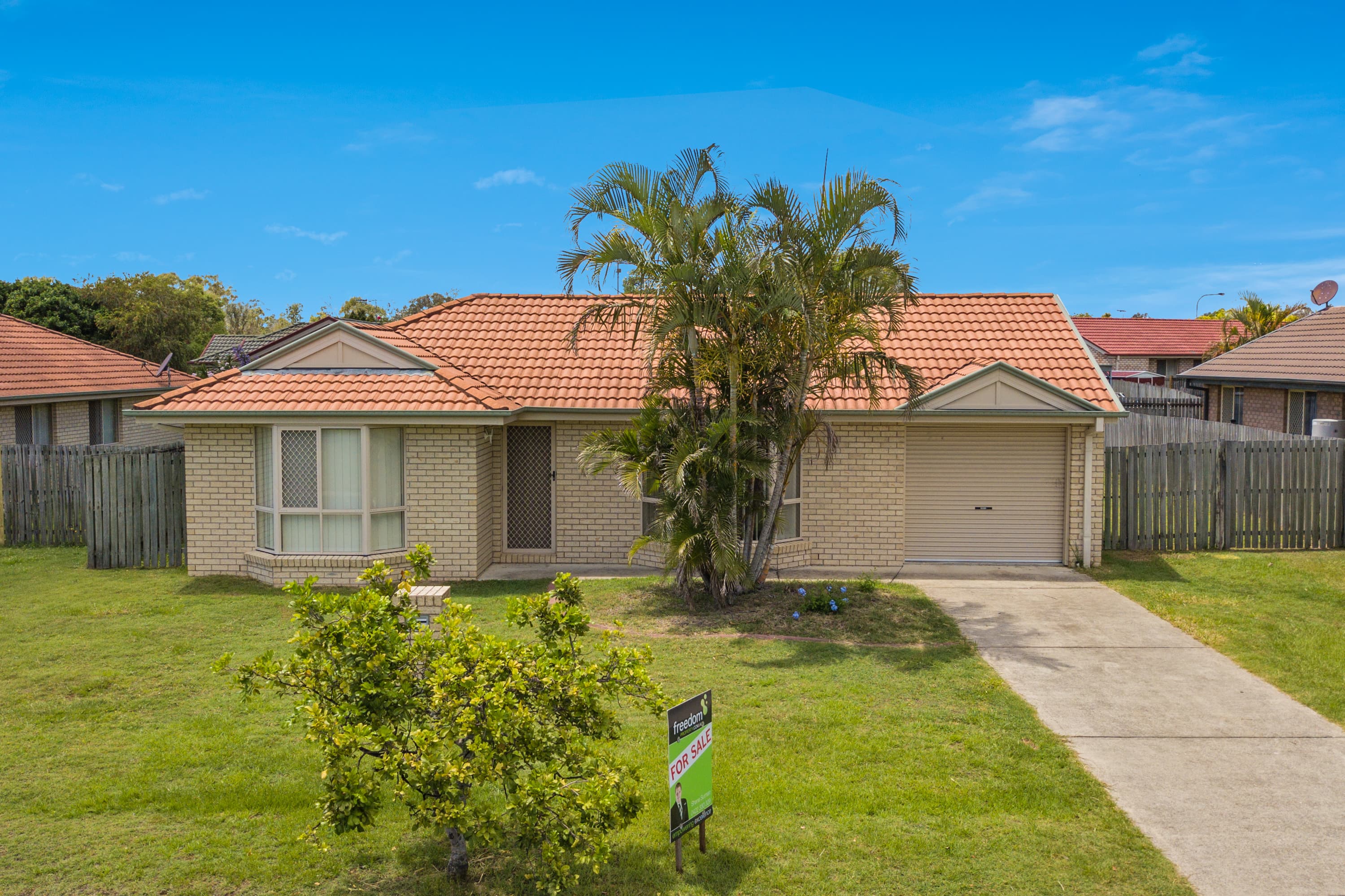 21 Brooke Street, Crestmead, Crestmead - Image 1