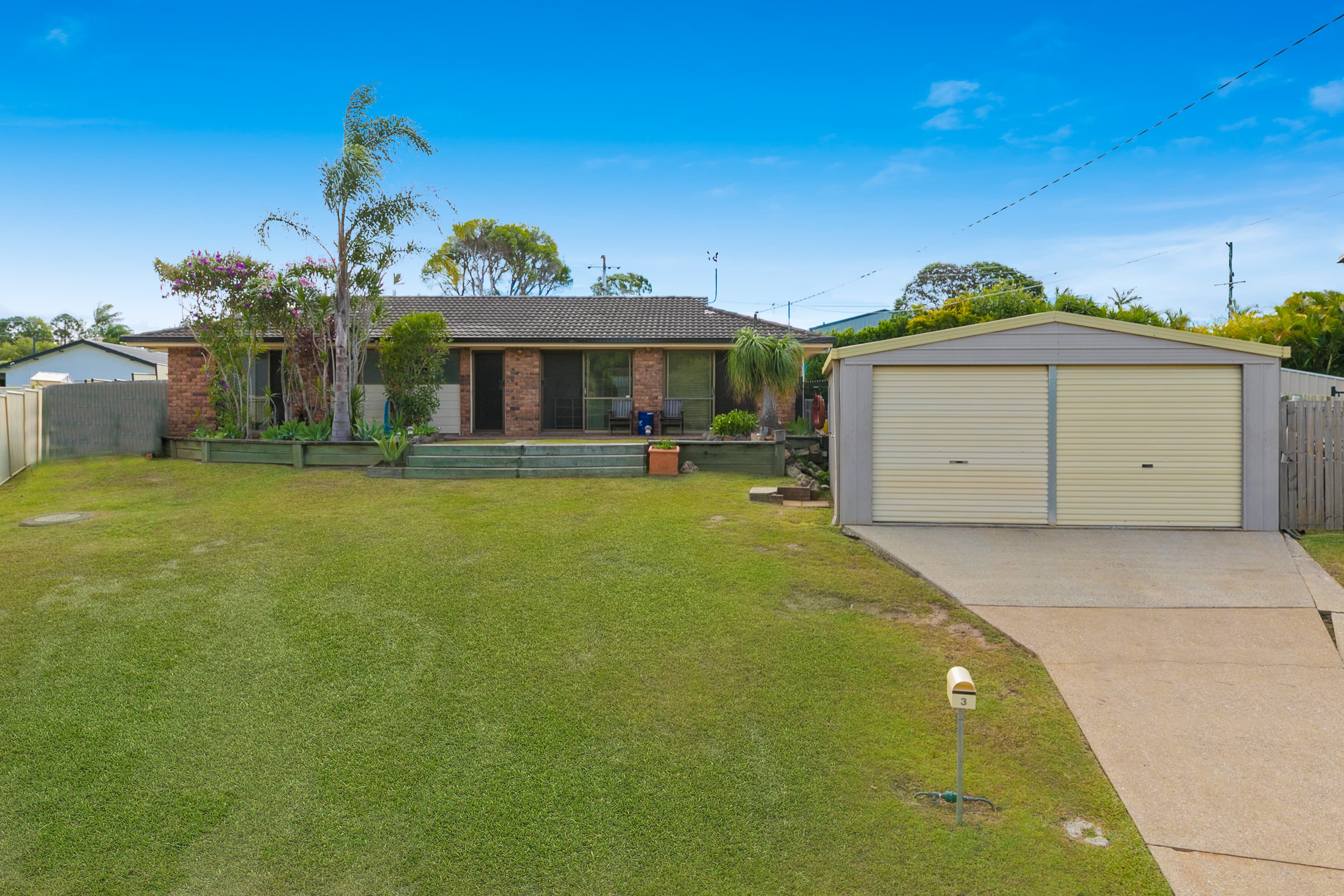 3 Sun Court, Birkdale, Birkdale - Image 1