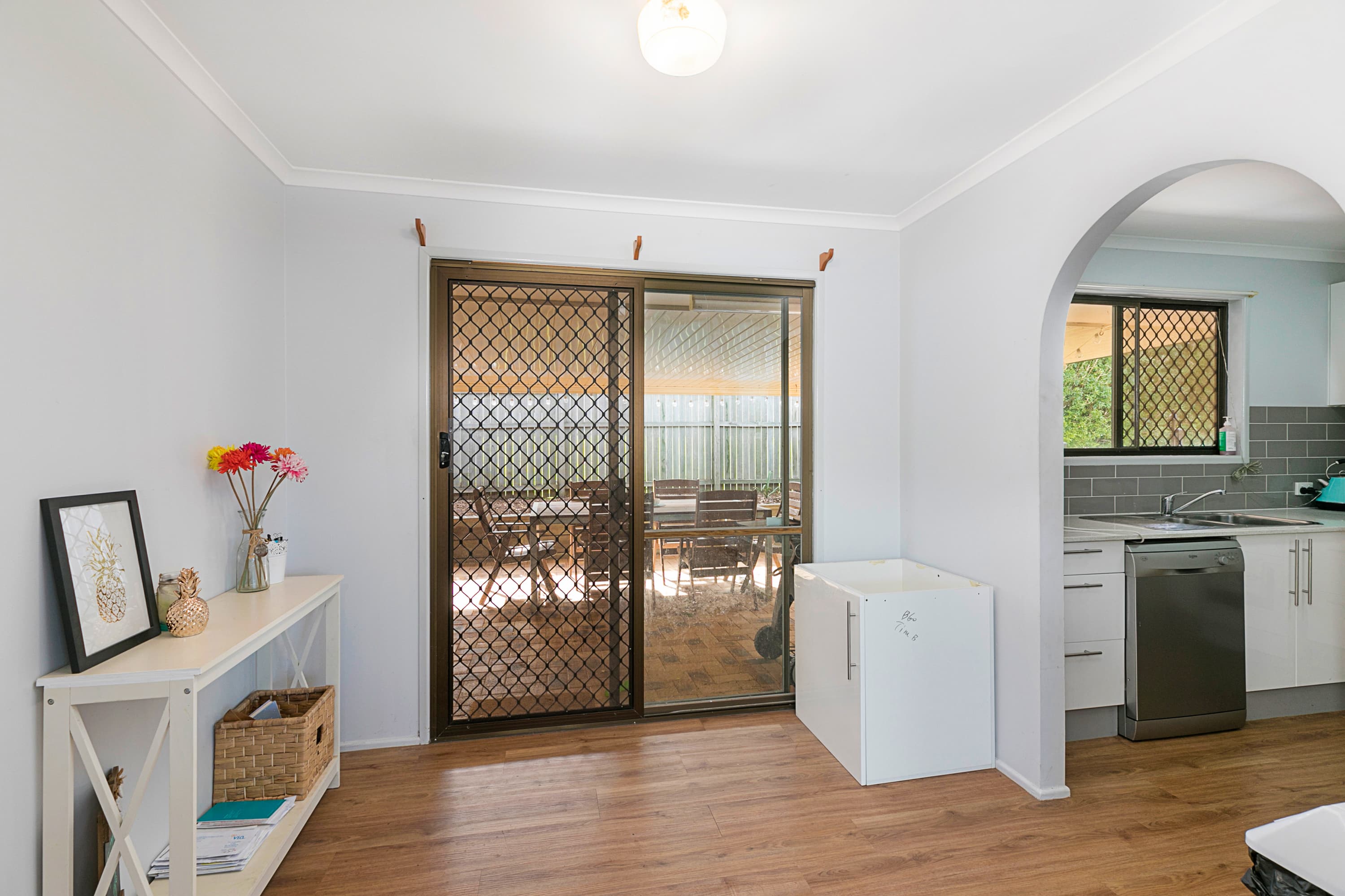 3 Sun Court, Birkdale, Birkdale - Thumbnail 3