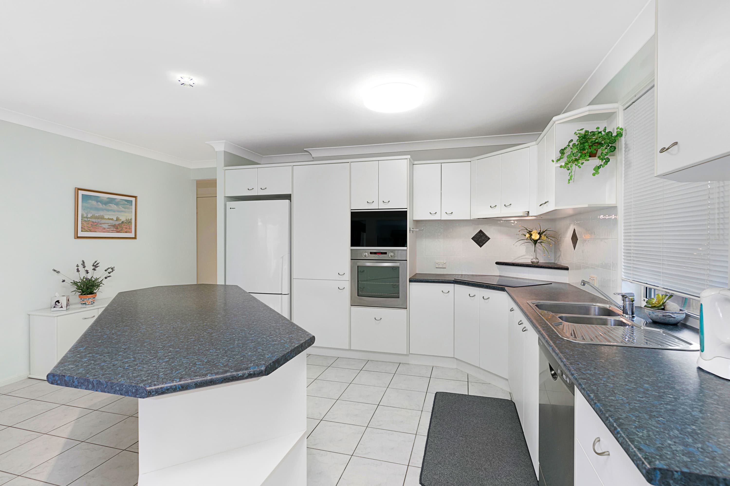 36 Omega Avenue, Cleveland, Cleveland - Thumbnail 3