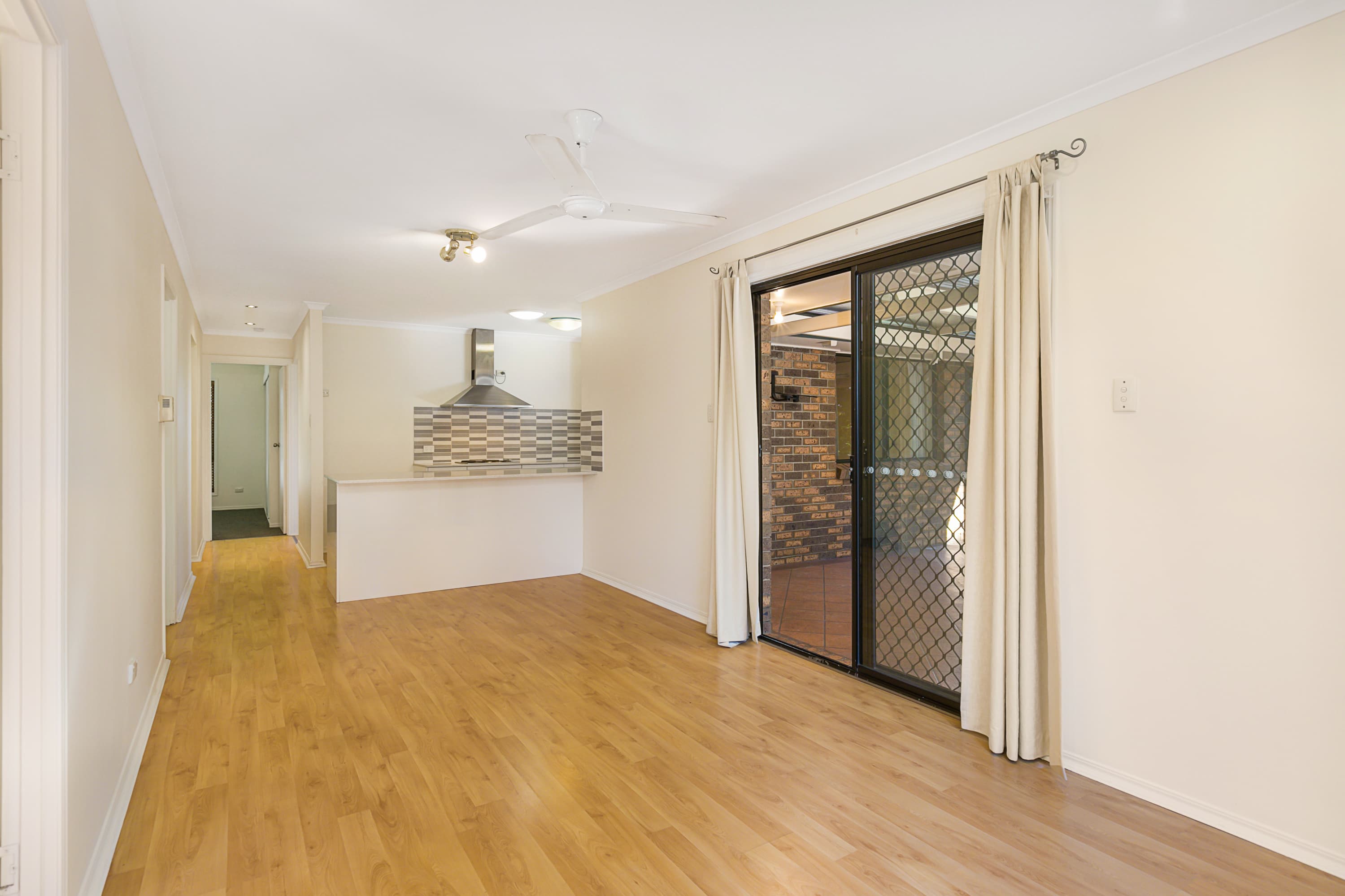 6 Polperro Court, Alexandra Hills, Alexandra Hills - Thumbnail 3