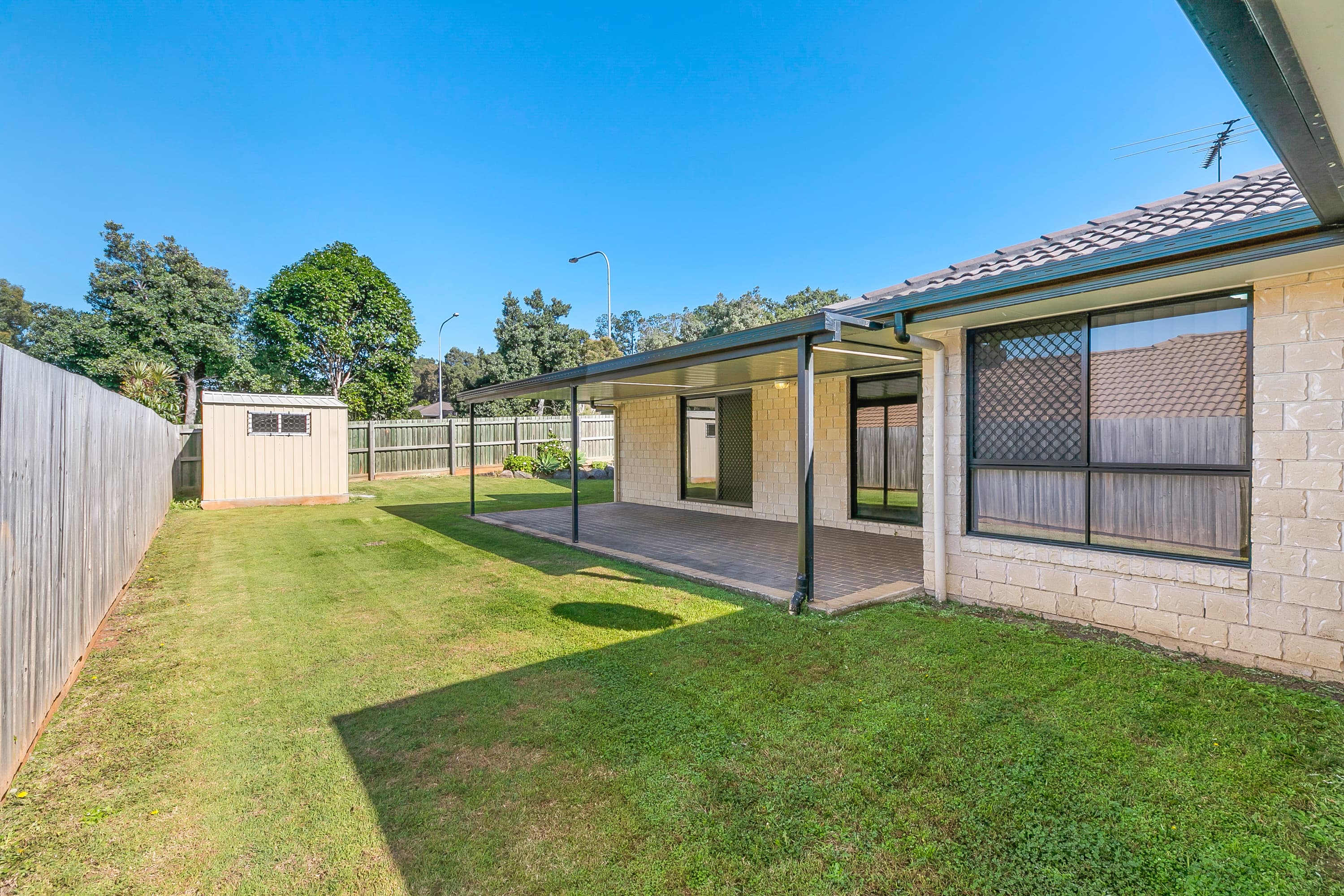 10 Dory Close, Redland Bay, Redland Bay - Thumbnail 8