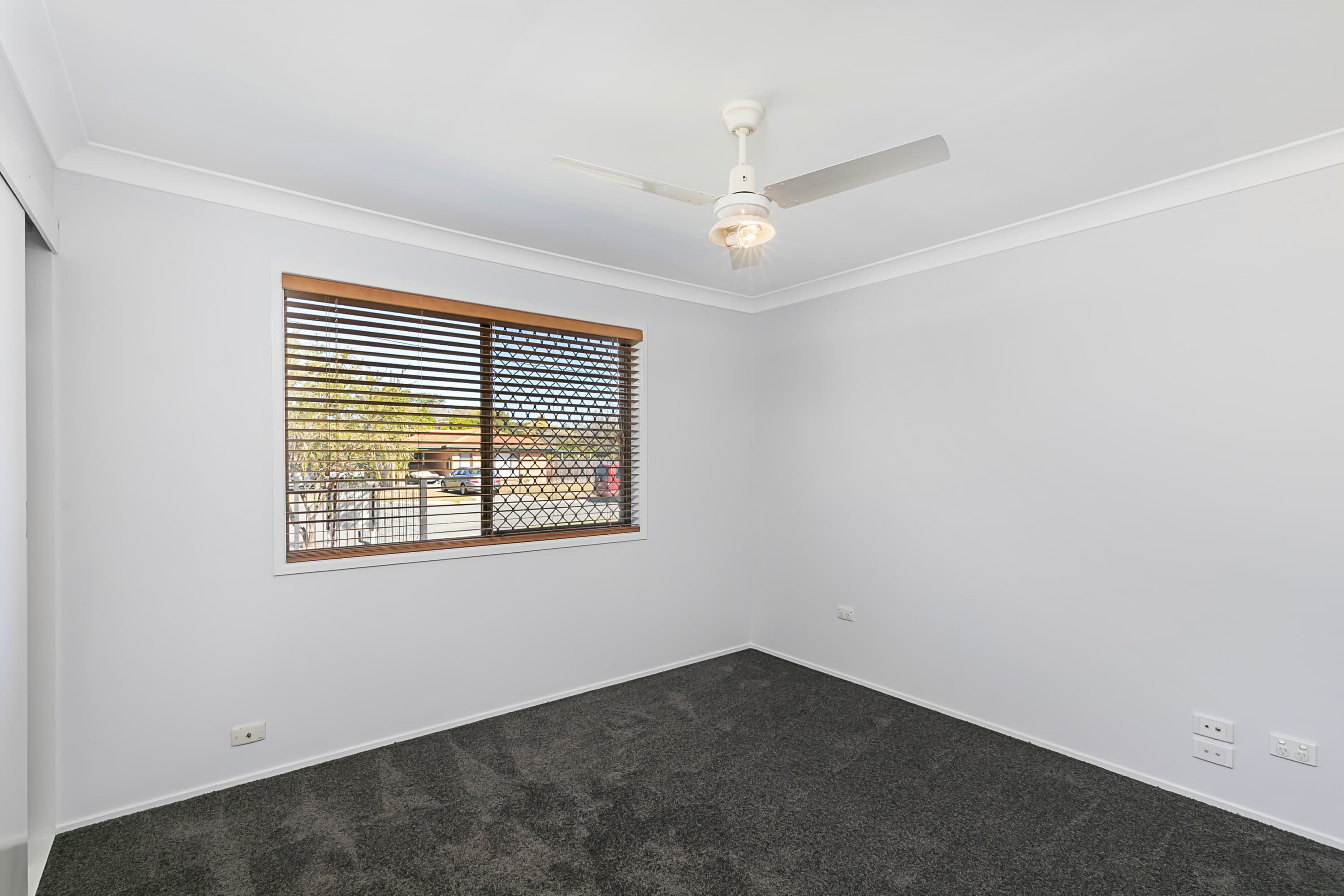 10 Rofail Court, Thorneside, Thorneside - Thumbnail 4