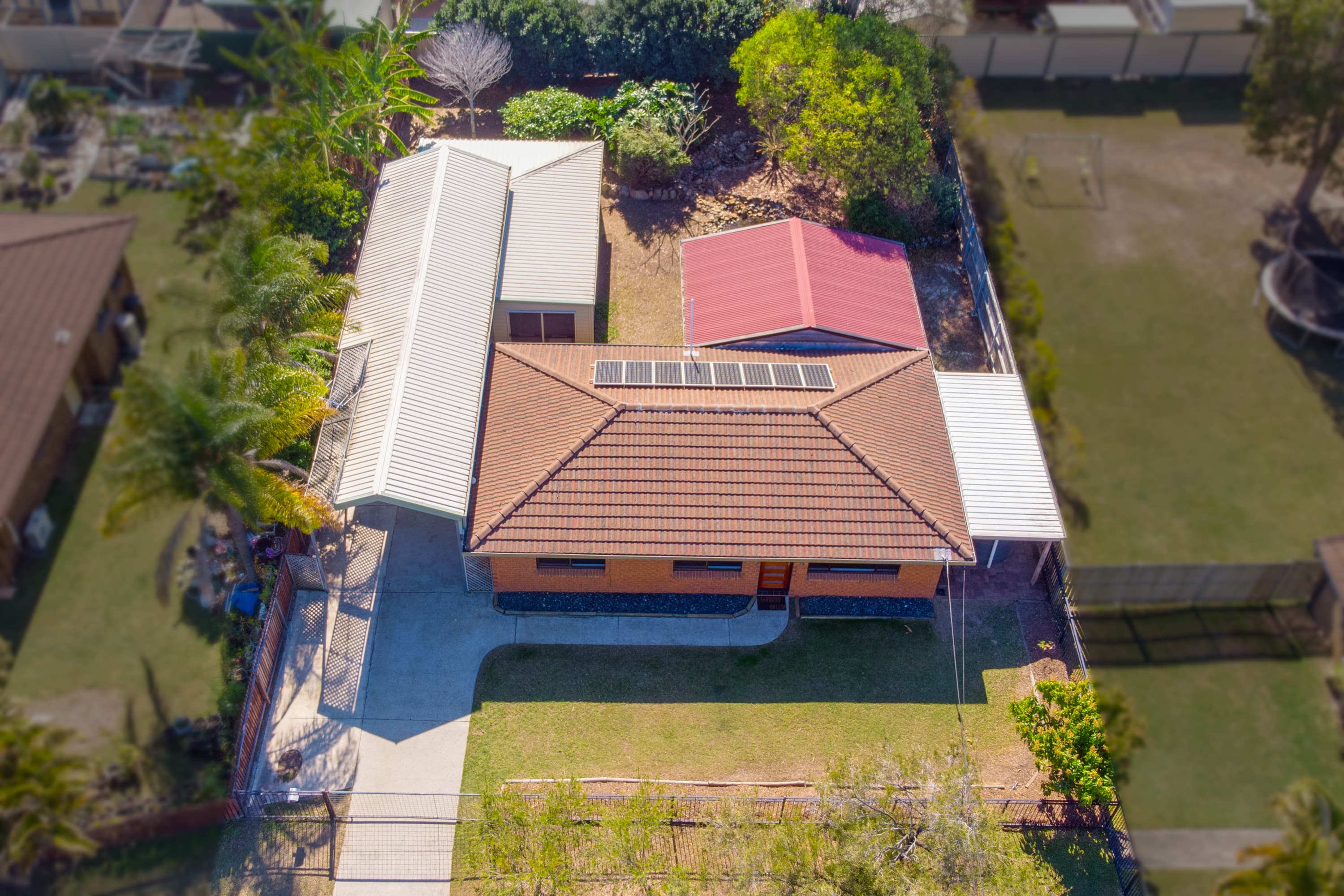 10 Rofail Court, Thorneside, Thorneside - Thumbnail 2