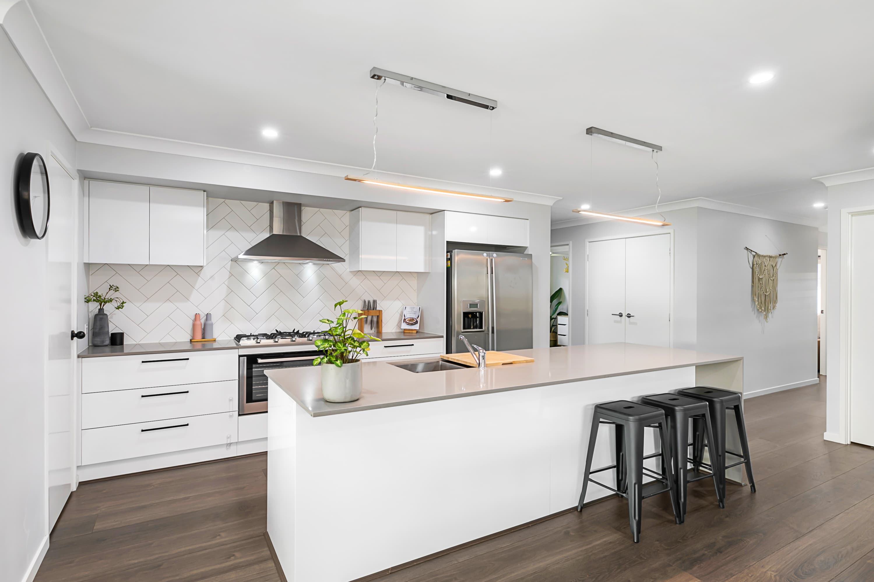 24 Kalbarrie Terrace, Thornlands, Thornlands - Image 1