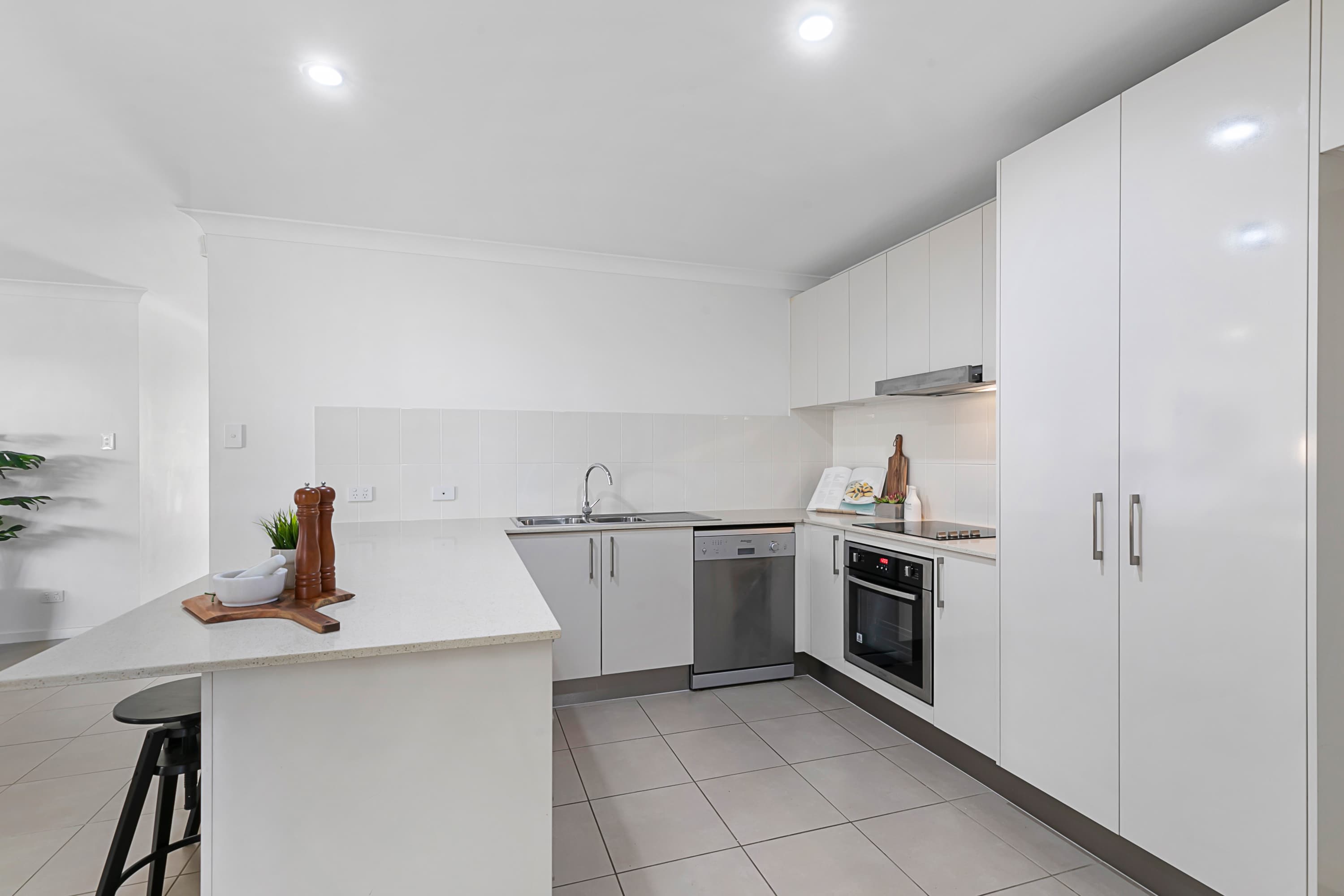 23 Fiddlewood Street, Victoria Point, Victoria Point - Thumbnail 2