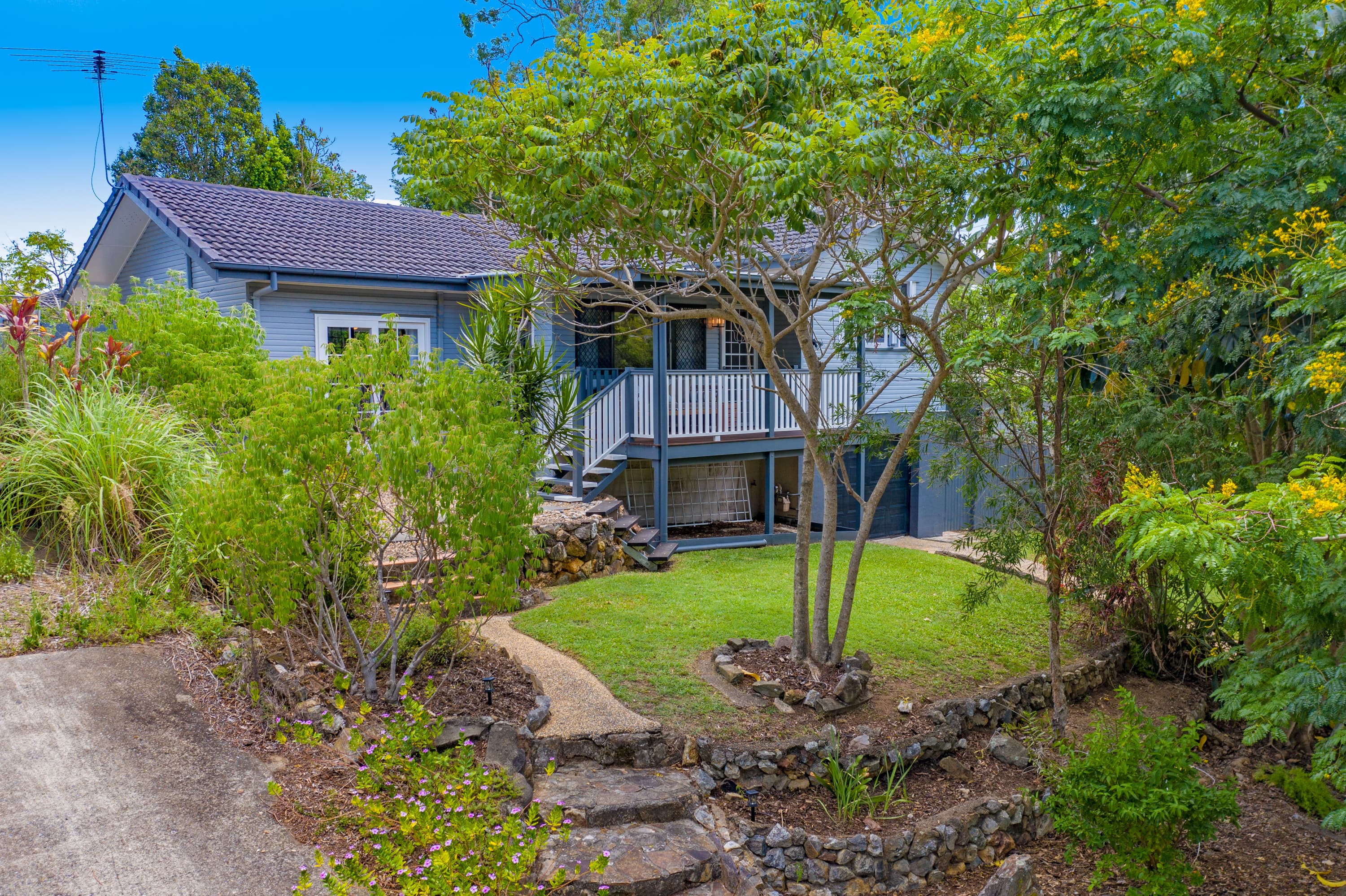 142 Dunbar Street, Mount Gravatt East, Mount Gravatt East - Image 1
