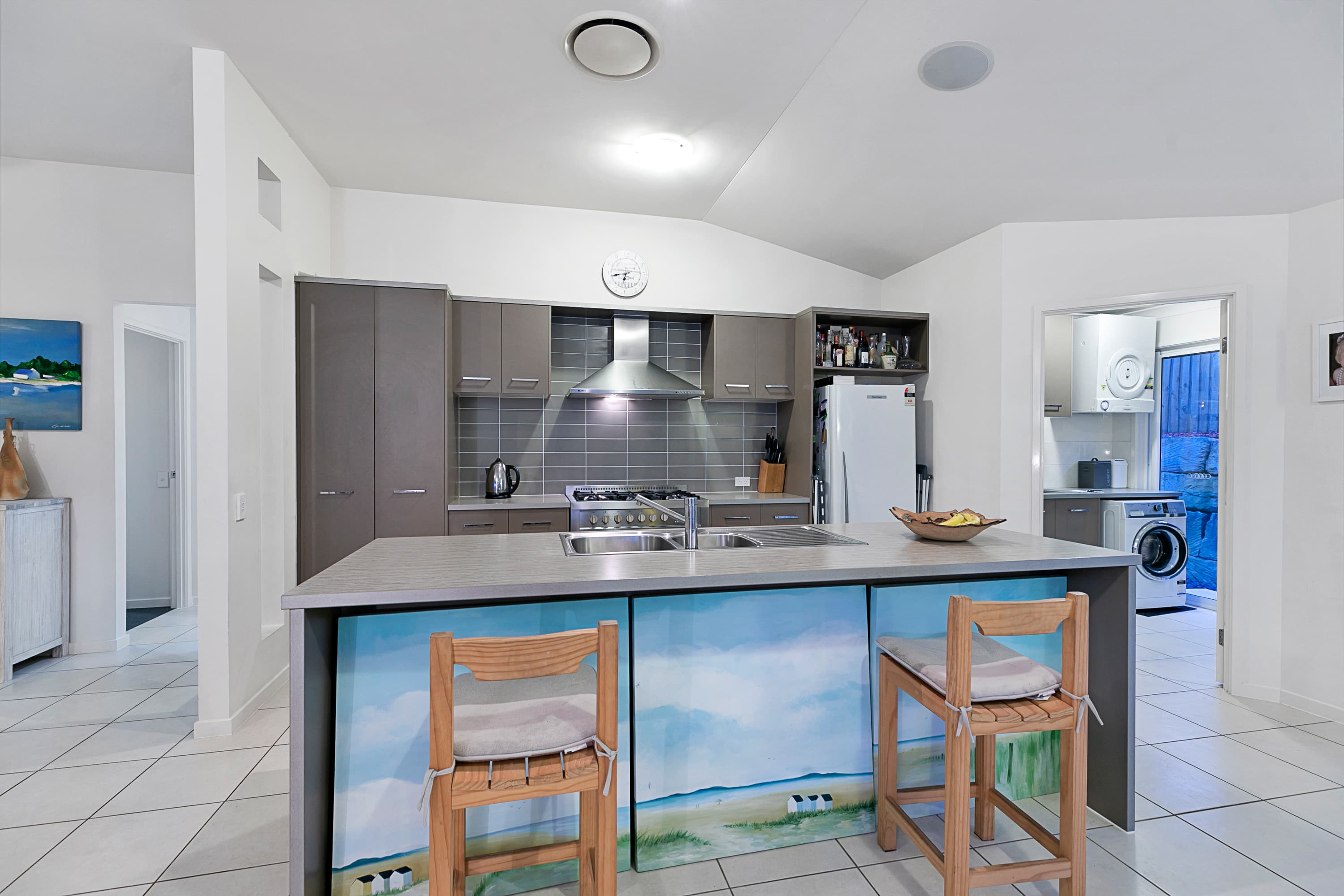26 Balsam Street, Redland Bay, Redland Bay - Thumbnail 4