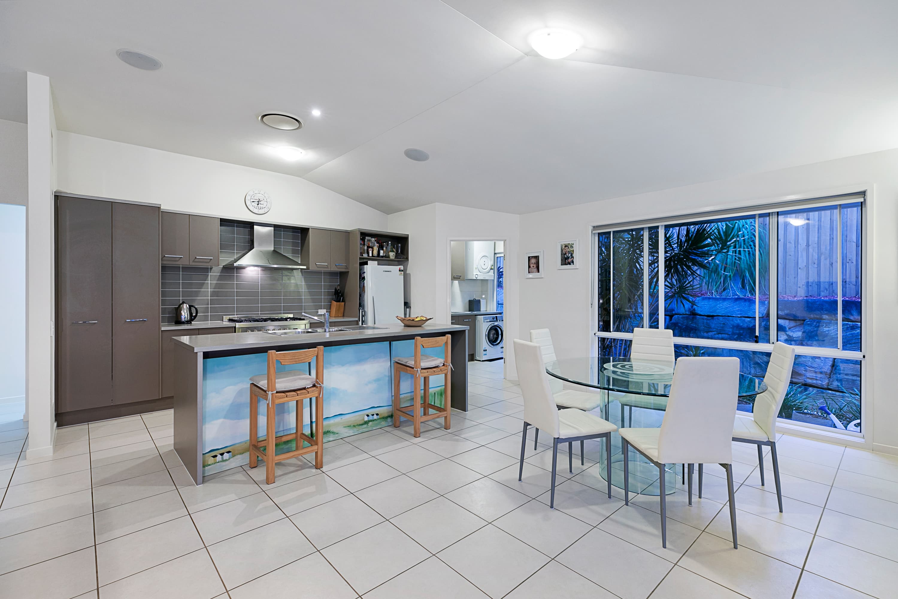 26 Balsam Street, Redland Bay, Redland Bay - Thumbnail 2