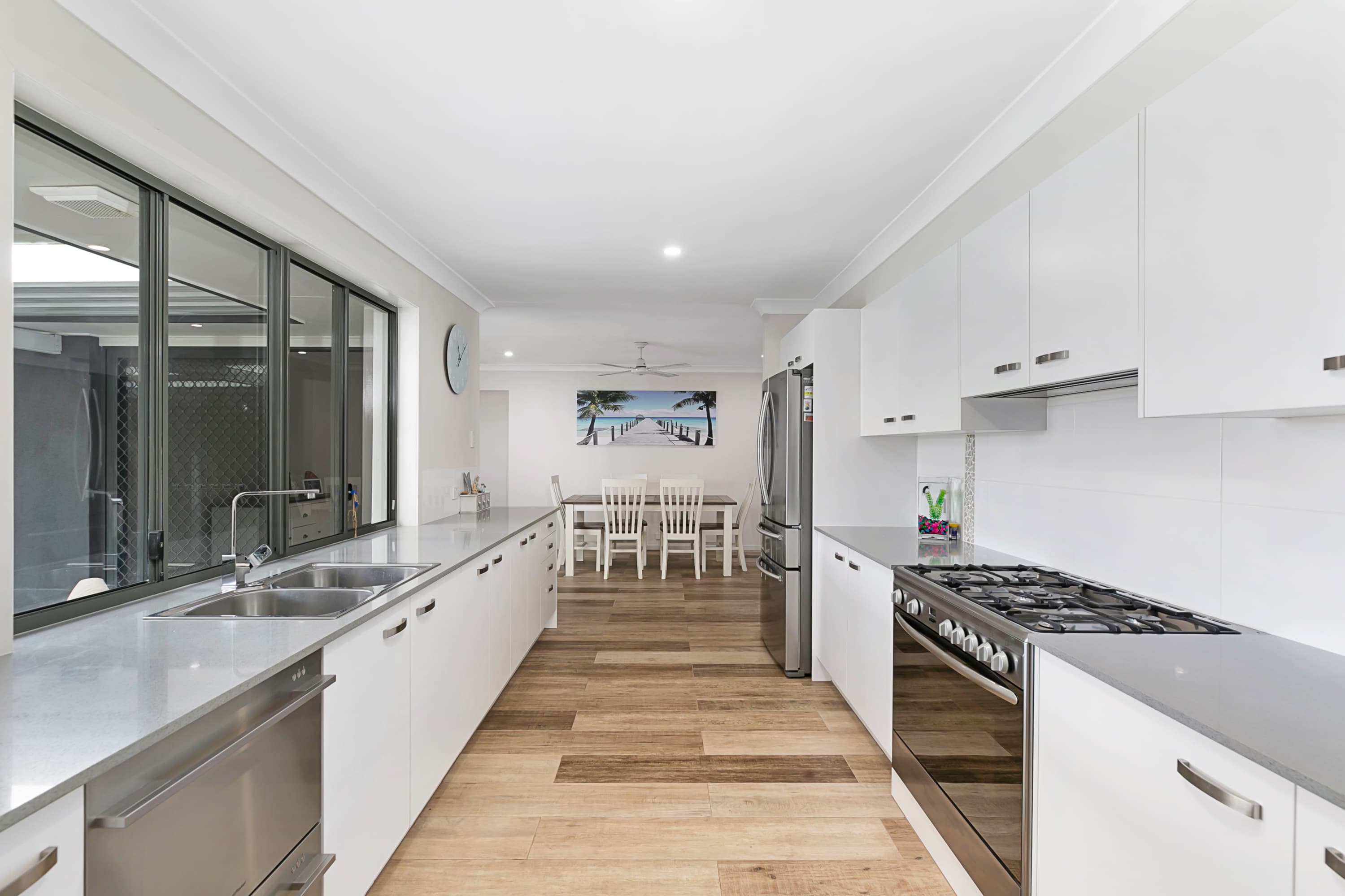 29 Albicore Drive, Thornlands, Thornlands - Thumbnail 2