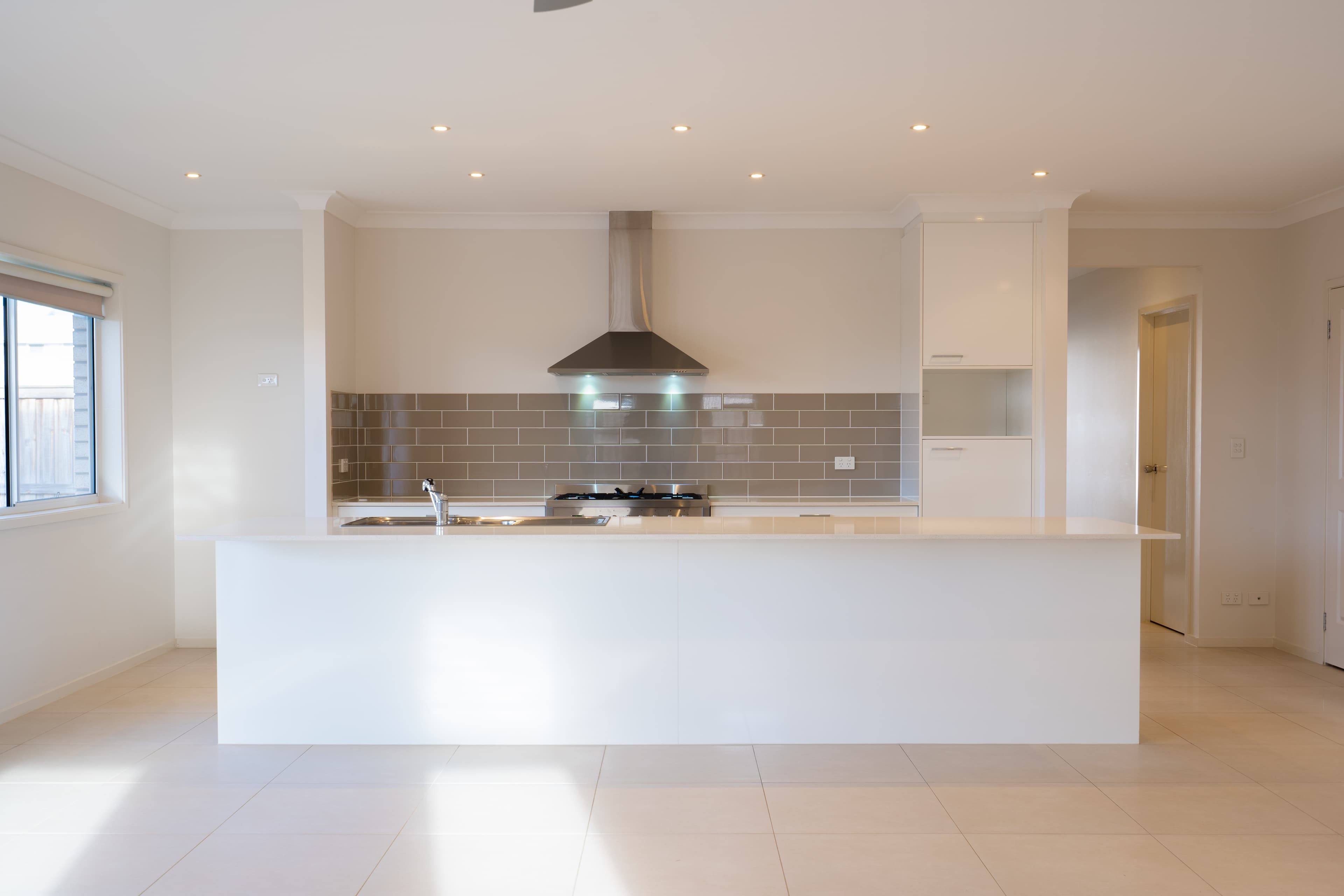 1 Johnnys Lane, Birkdale, Birkdale - Thumbnail 6